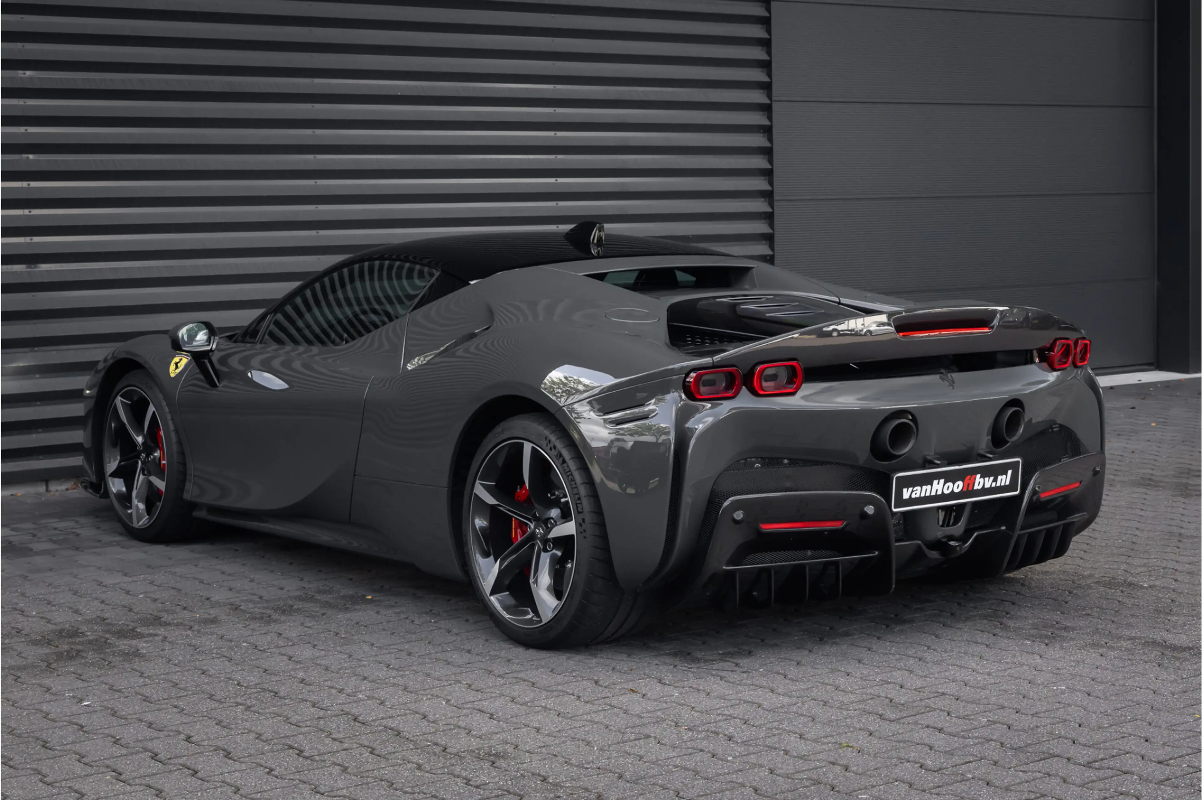 Ferrari SF90 Stradale 4.0 V8 Ext Fiorano Package - 1000 pk — photo 23