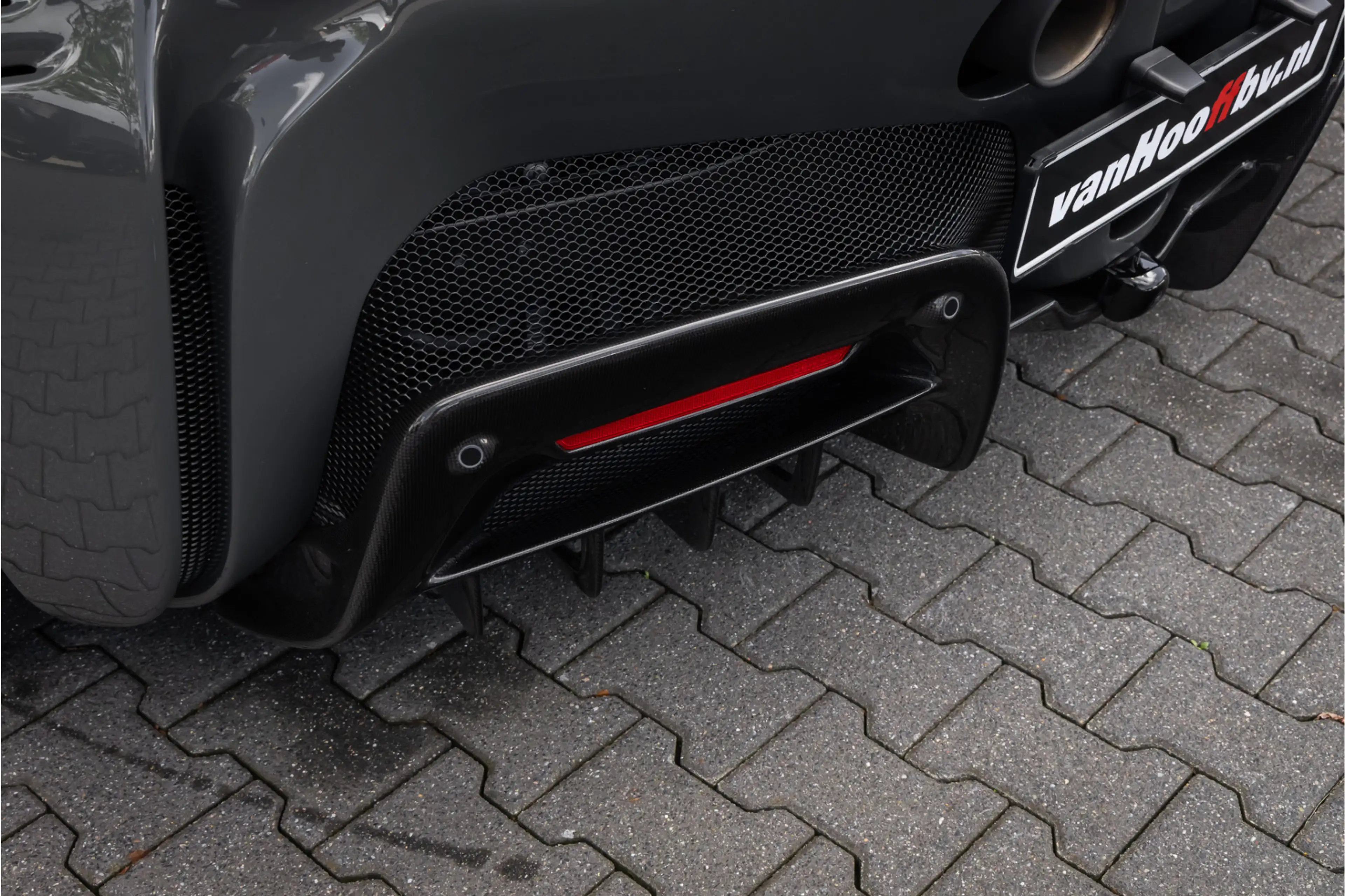 Ferrari SF90 Stradale 4.0 V8 Ext Fiorano Package - 1000 pk — photo 38