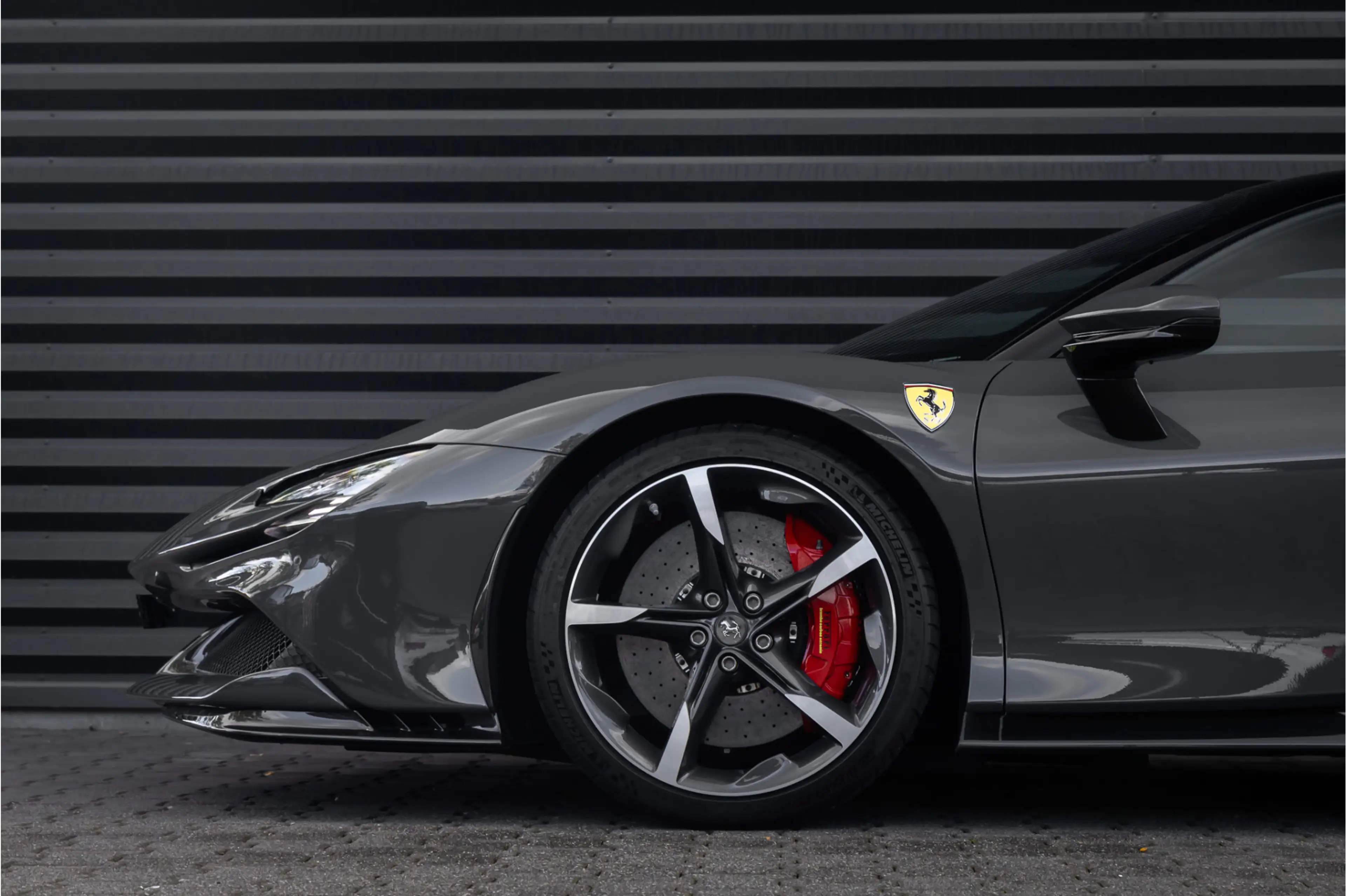 Ferrari SF90 Stradale 4.0 V8 Ext Fiorano Package - 1000 pk — photo 31