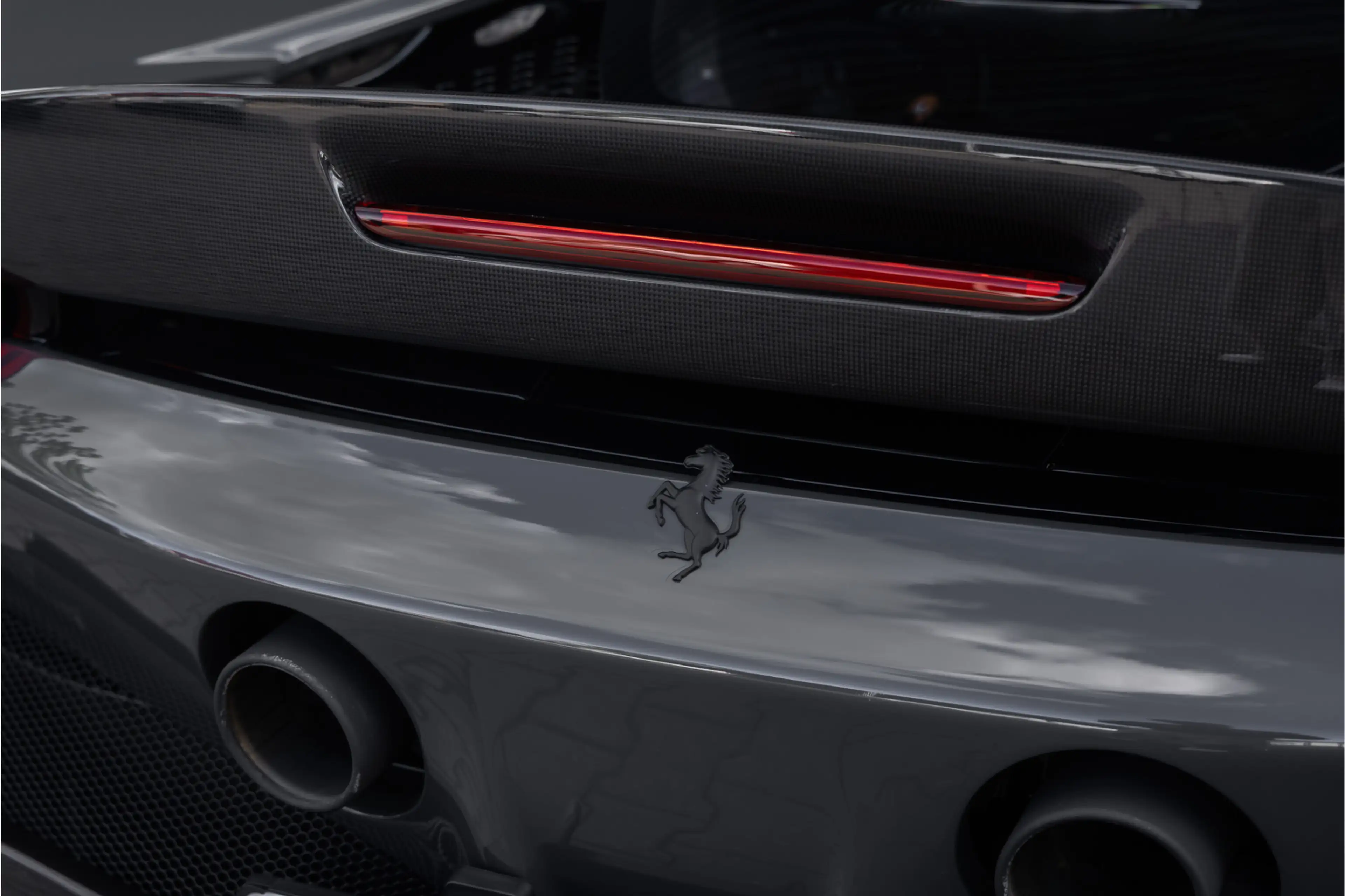 Ferrari SF90 Stradale 4.0 V8 Ext Fiorano Package - 1000 pk — photo 34