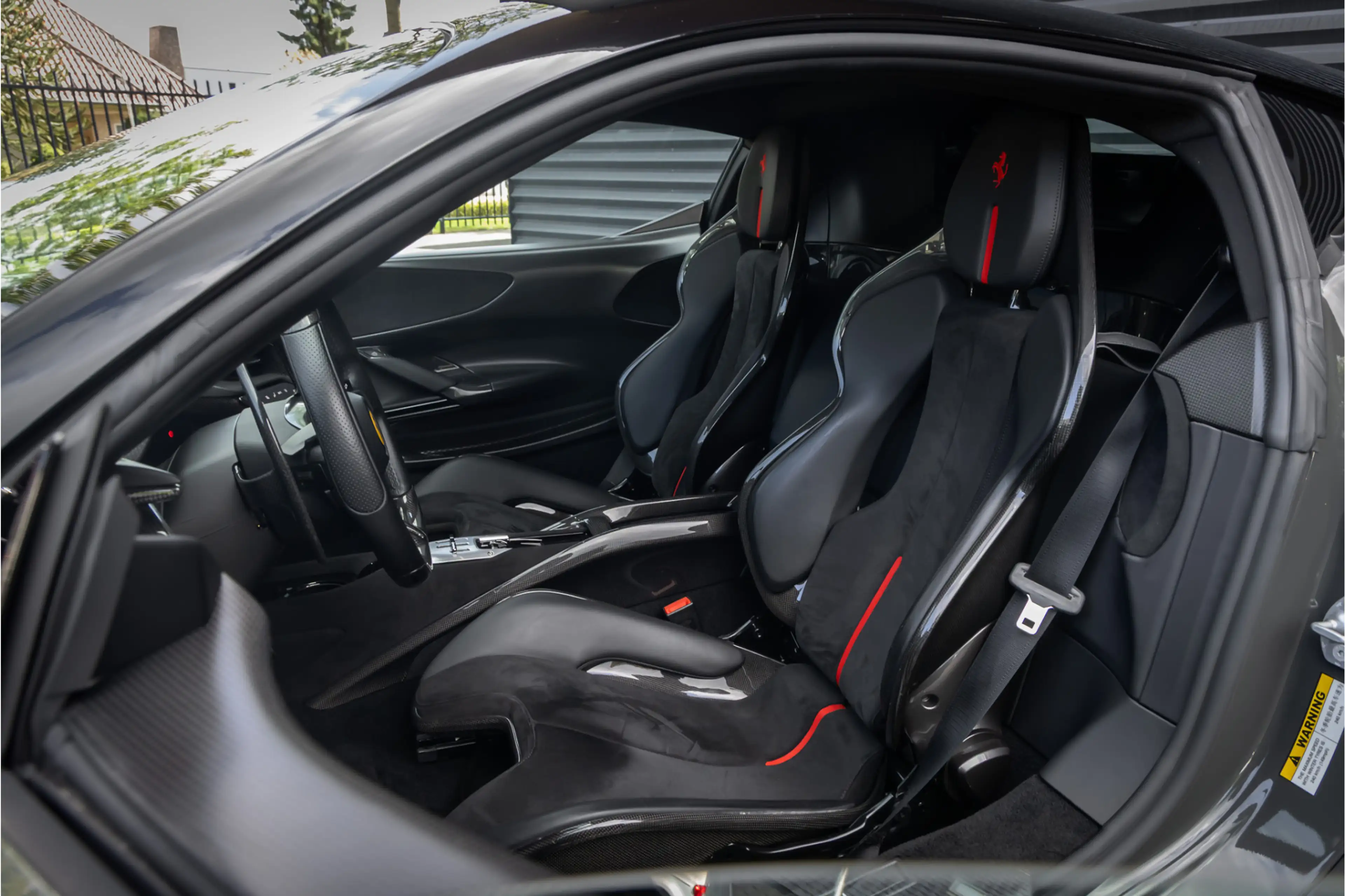 Ferrari SF90 Stradale 4.0 V8 Ext Fiorano Package - 1000 pk — photo 8