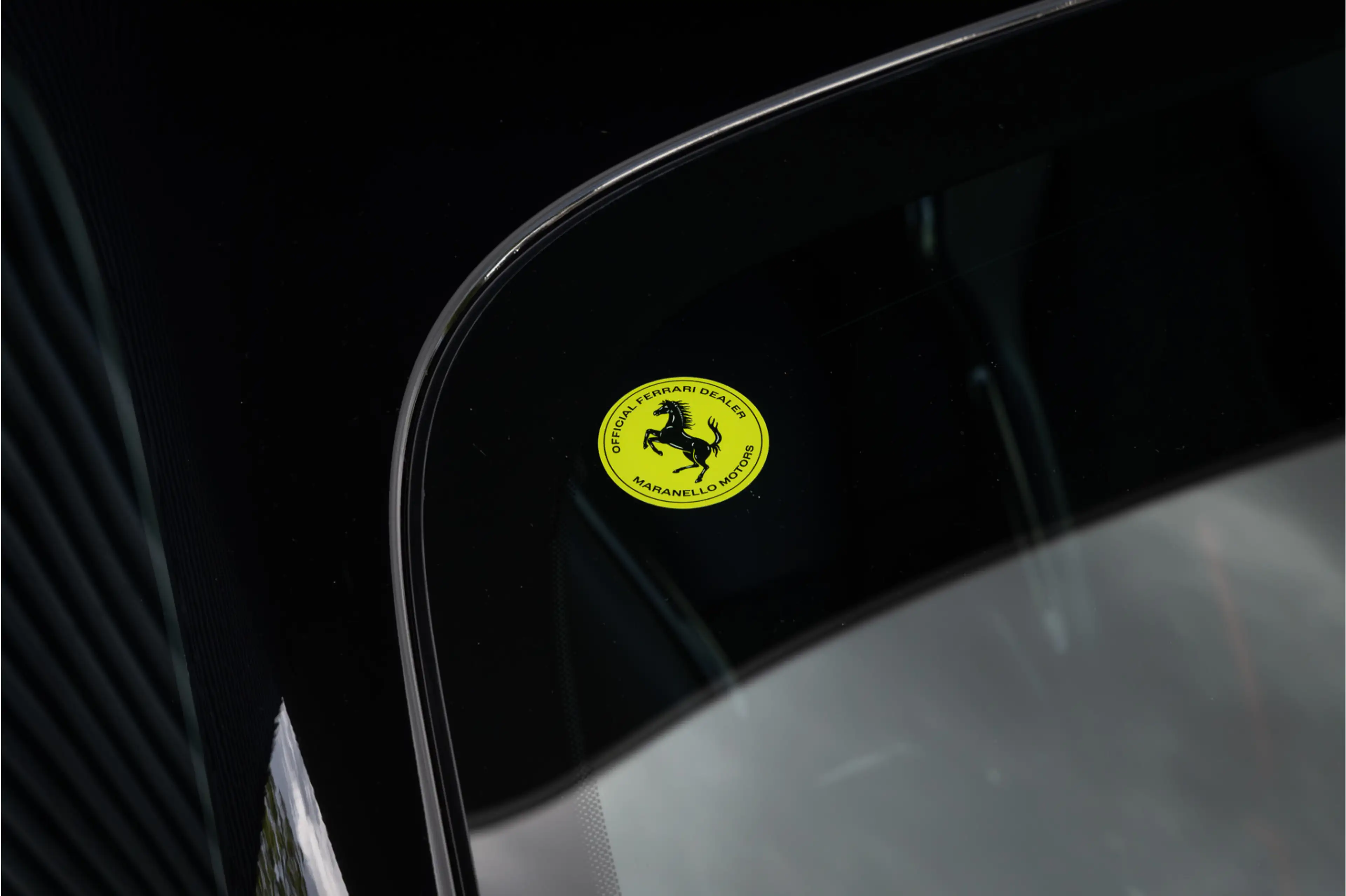 Ferrari SF90 Stradale 4.0 V8 Ext Fiorano Package - 1000 pk — photo 30