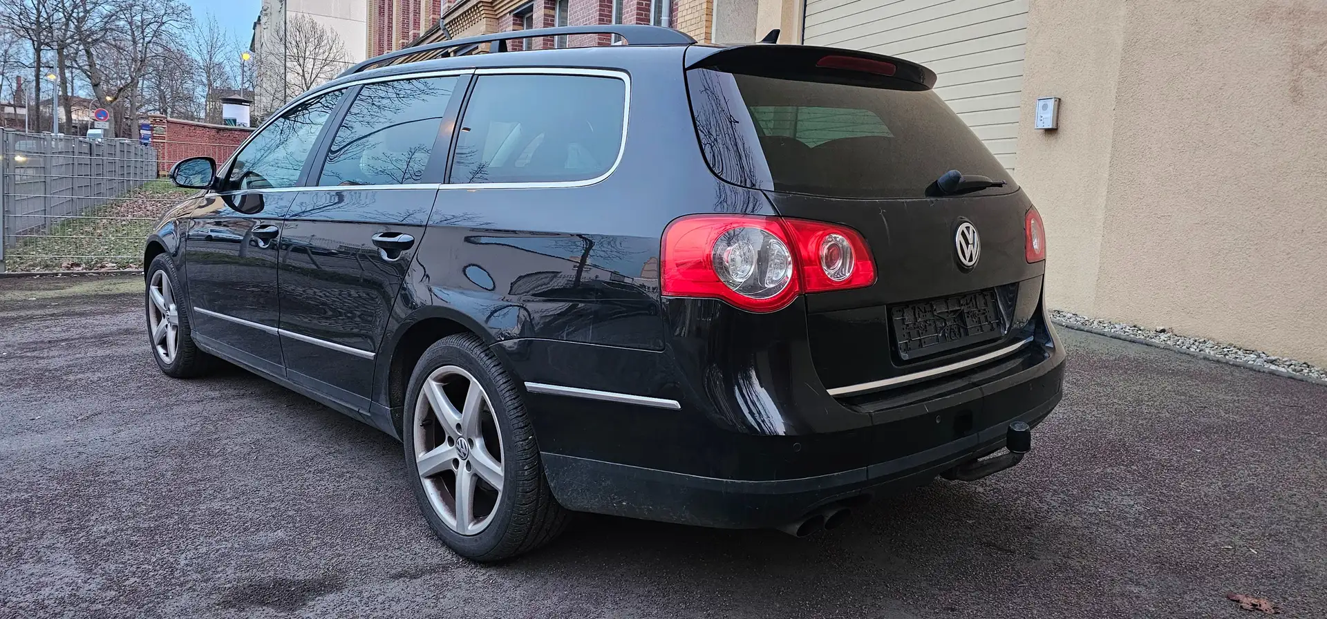 Volkswagen Passat Variant Comfortline*Euro5*6 gang*Navi* Чёрный - 2