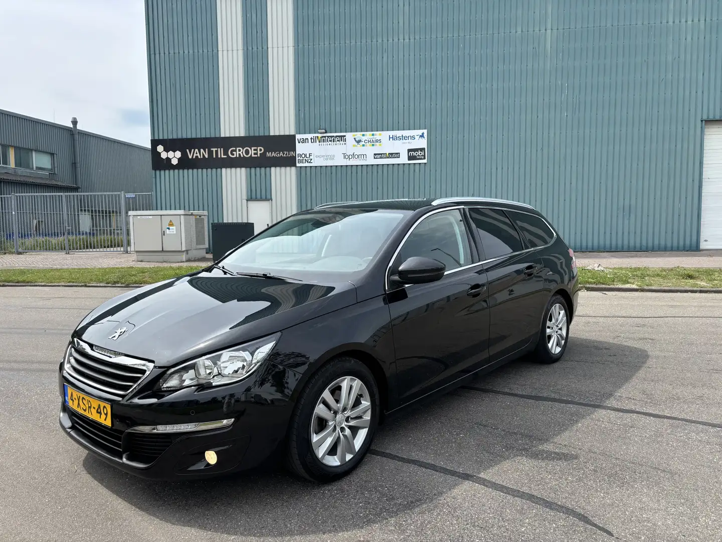 Peugeot 308 SW 1.6 BlueHDI Blue Lease Executive 6-Bak 120 PK. Black - 1