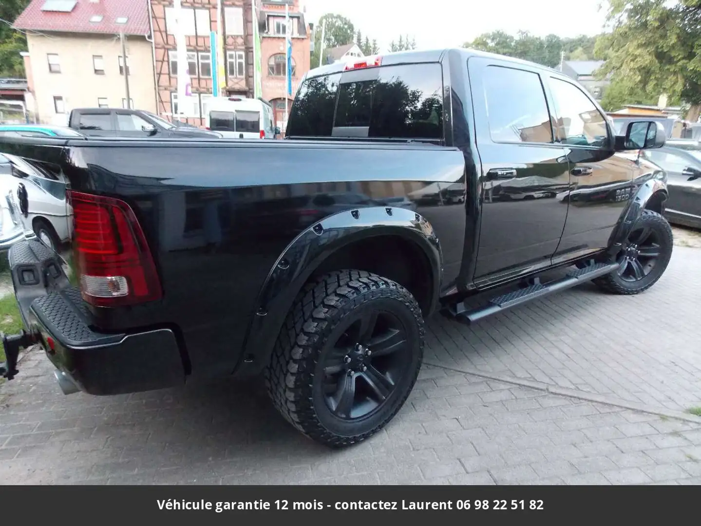 Dodge RAM Sport Night 5.7L 4x4 Tout compris hors homologation 4500e Noir - 2