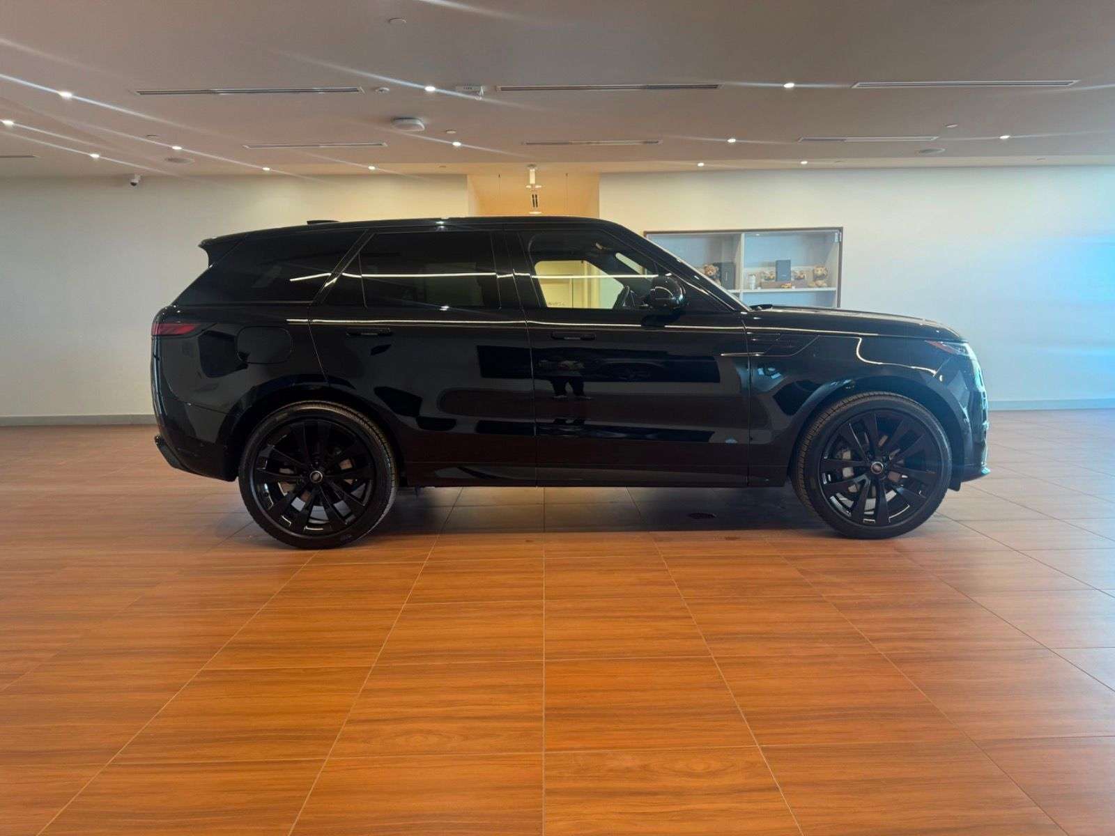 2025 Land Rover Range Rover Sport | CLEAN HISTORY, ONE OWNER, LOW KMS thumb 15