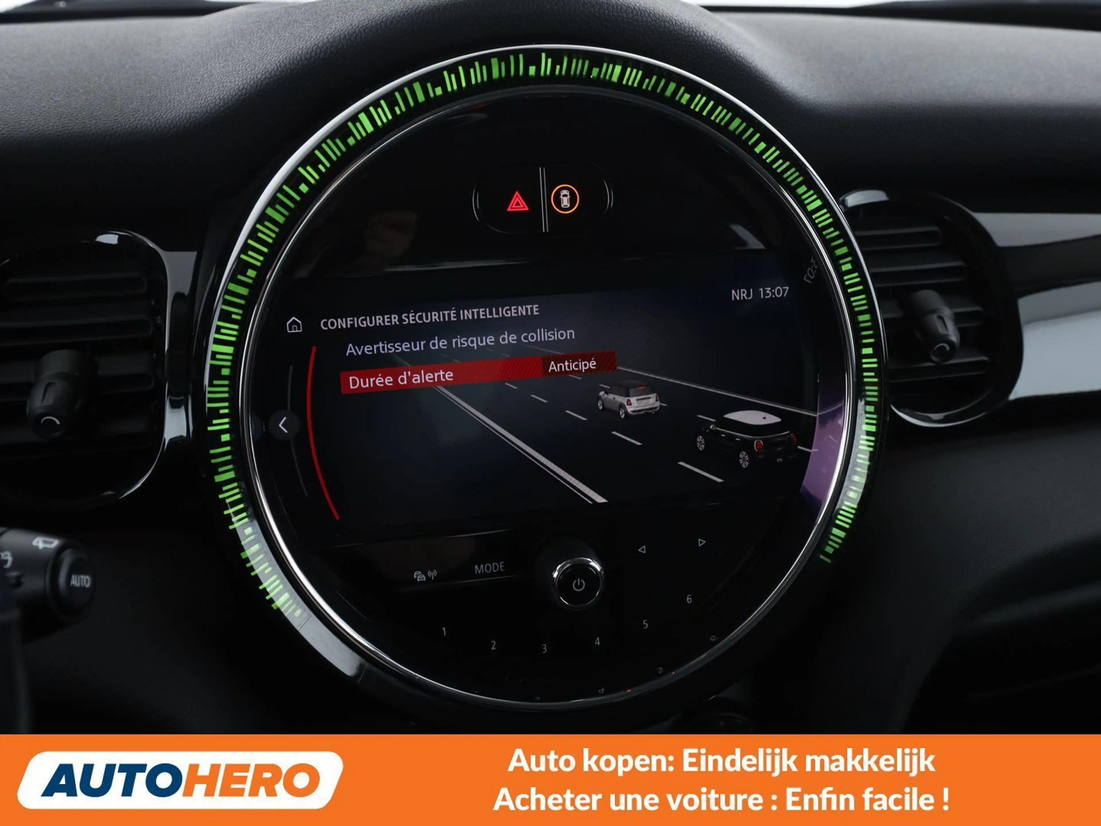 MINI Cooper S Cooper S Essential Trim — photo 12