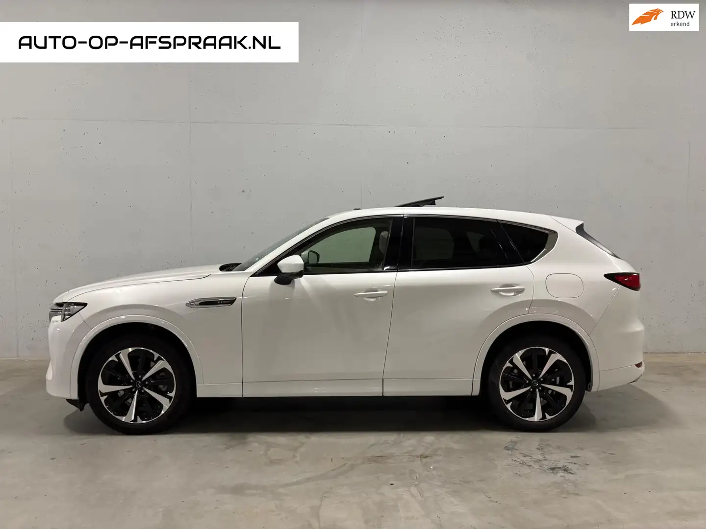 Mazda CX-60 2.5 e-SkyActiv PHEV Takumi Pano BTW 21% Leer Wit - 1