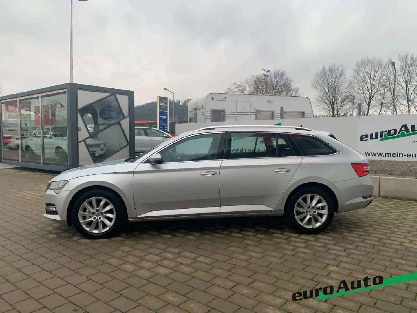 Skoda Superb Kombi Style 2.0 TDi DSG Silber - 2