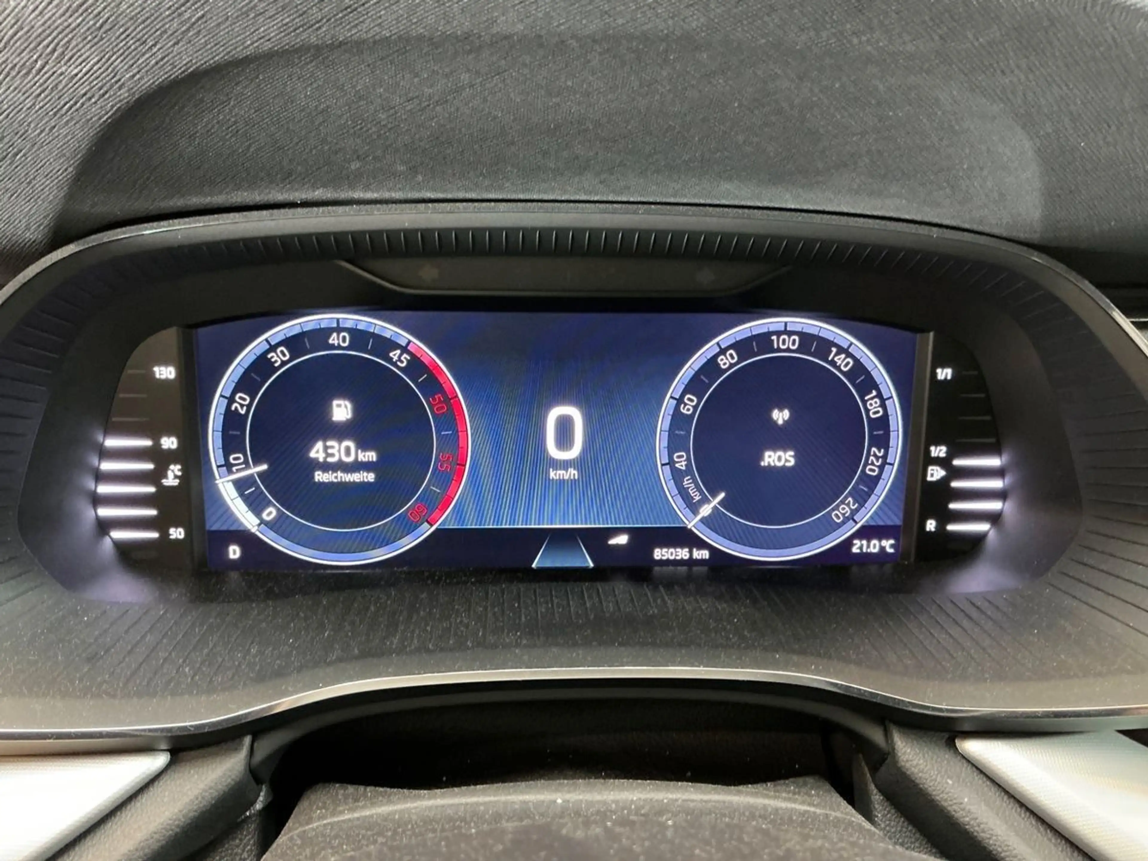 Skoda Octavia Combi Style Aut/T-Leder/18"/AHK/RFK/2Hd. — photo 6