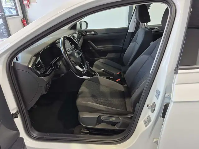 Volkswagen Taigo view 8