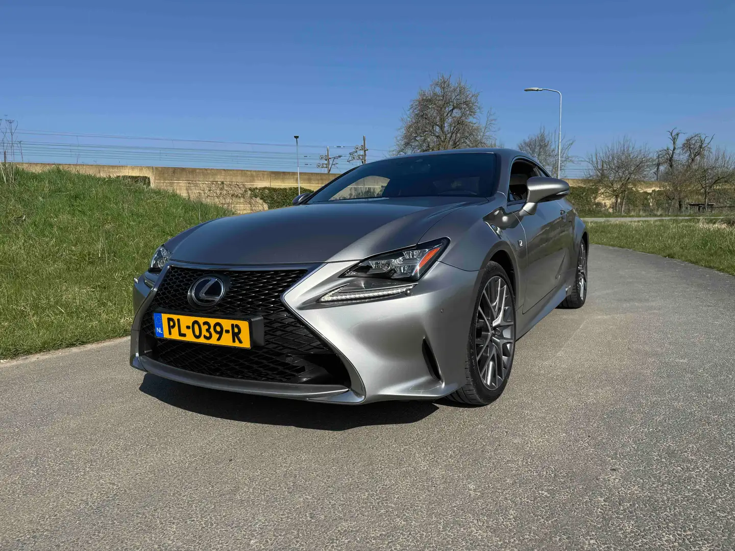 Lexus RC 300h RC 300h F SPORT Line Plateado - 2