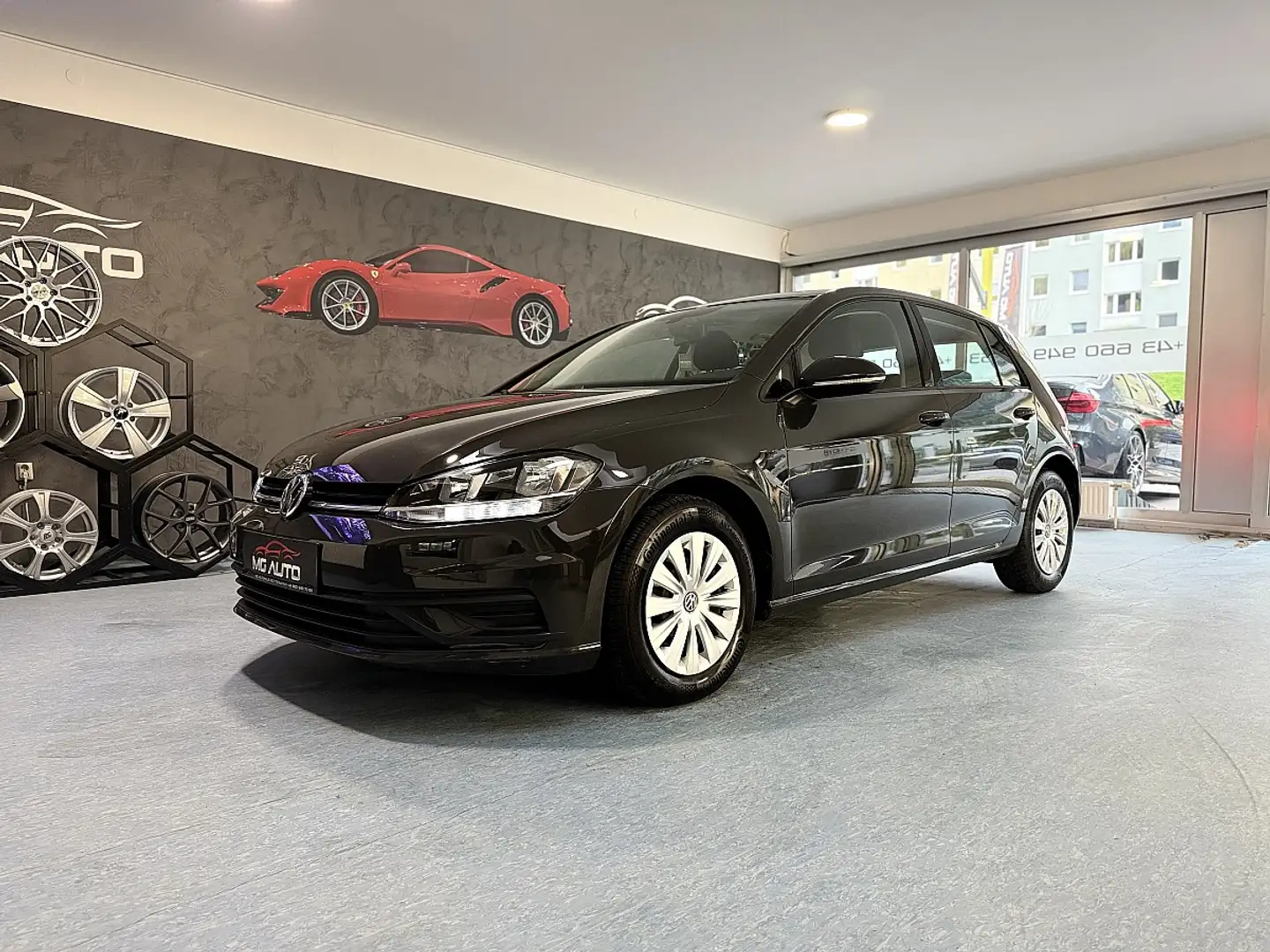 Volkswagen Golf 1,6 TDI Grau - 1