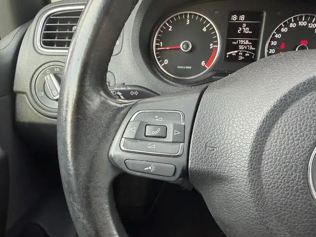 Volkswagen Polo view 14