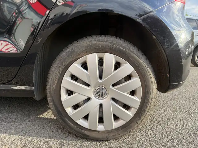 Volkswagen Polo view 26