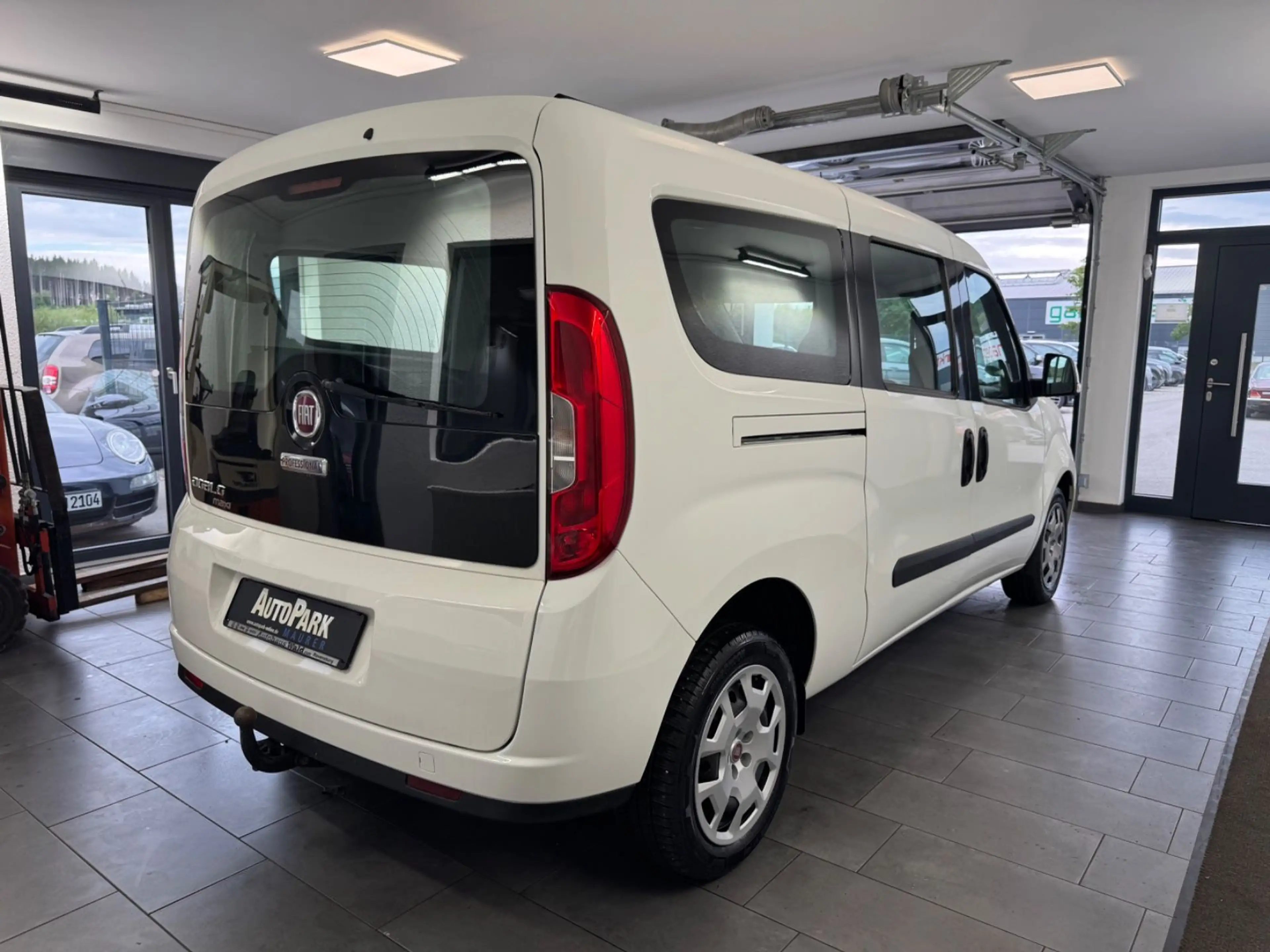 Fiat Doblo Doblò SX Maxi Kombi *1.Hand*5 Sitzer*AHK* — photo 5