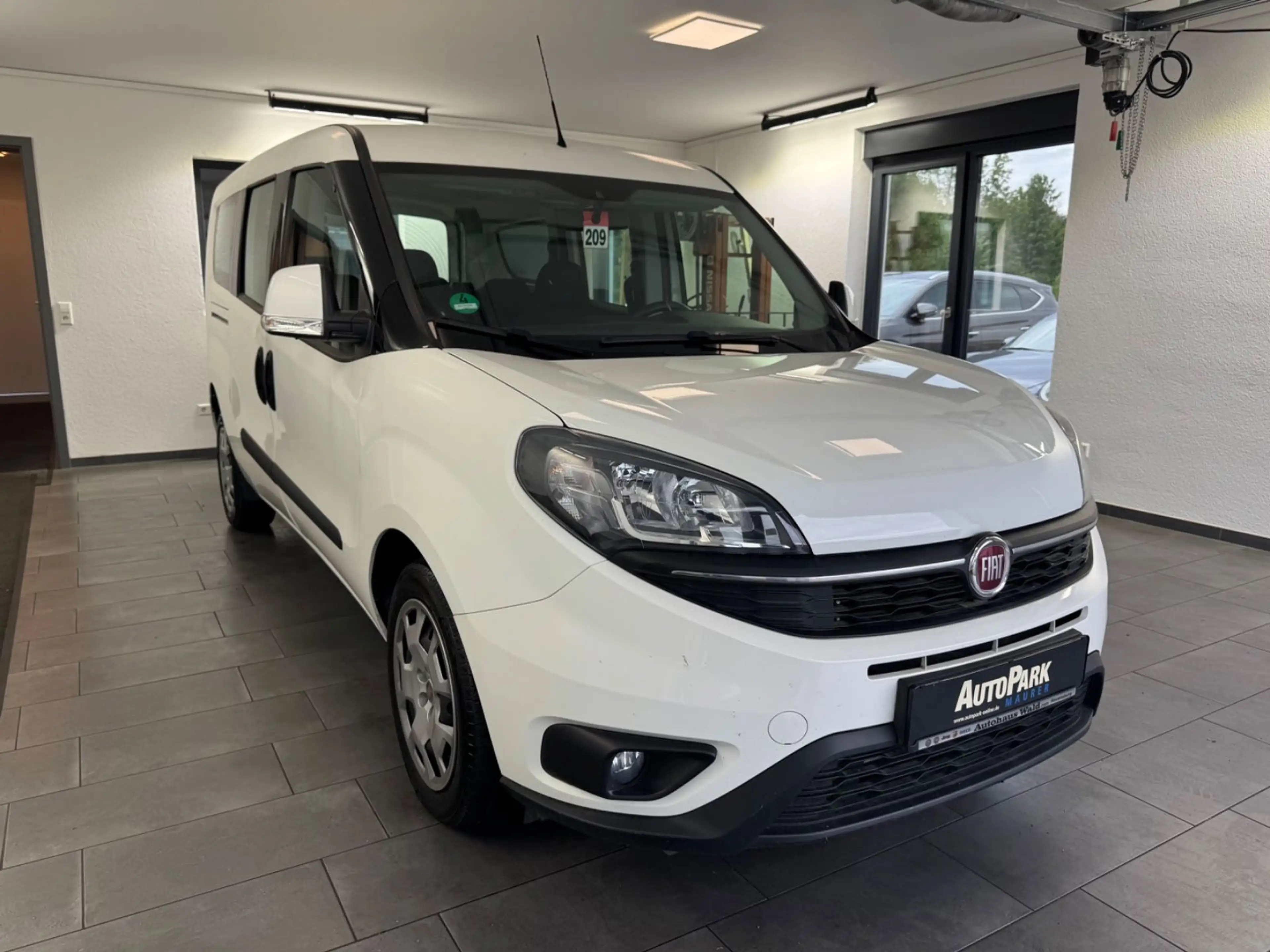 Fiat Doblo Doblò SX Maxi Kombi *1.Hand*5 Sitzer*AHK* — photo 3