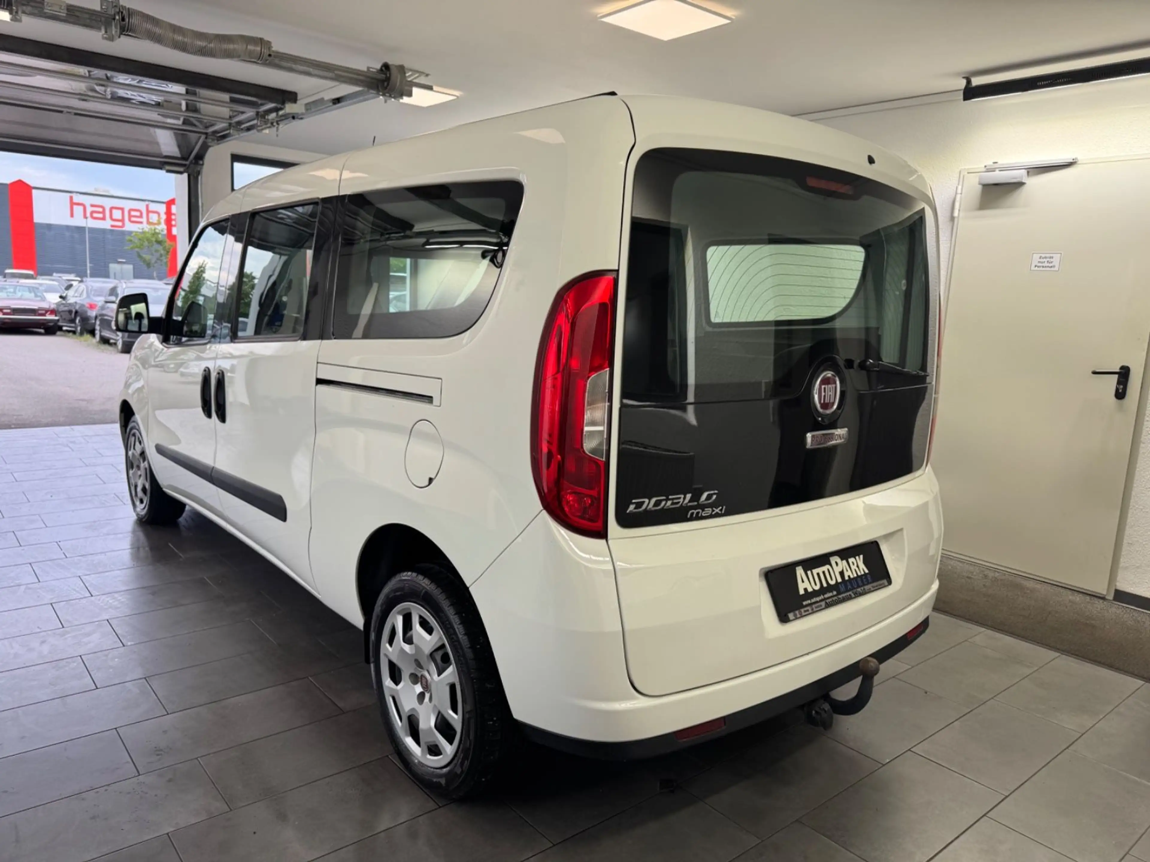 Fiat Doblo Doblò SX Maxi Kombi *1.Hand*5 Sitzer*AHK* — photo 8