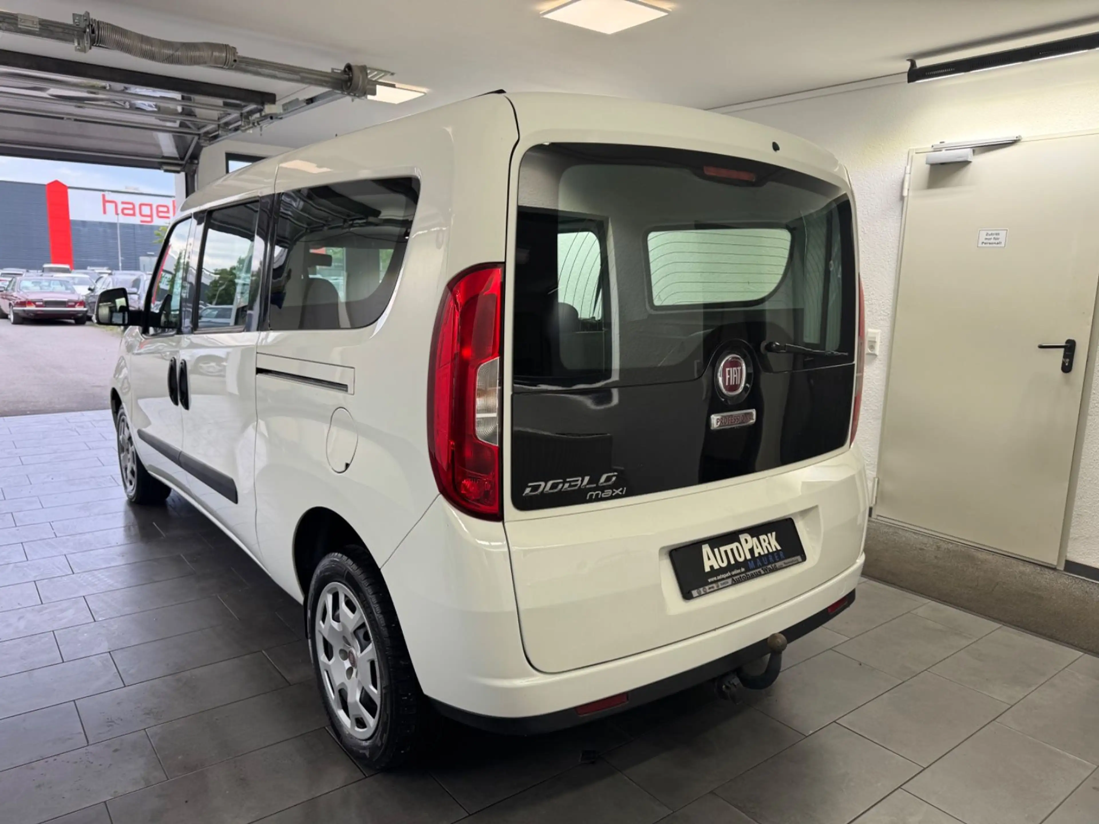 Fiat Doblo Doblò SX Maxi Kombi *1.Hand*5 Sitzer*AHK* — photo 7