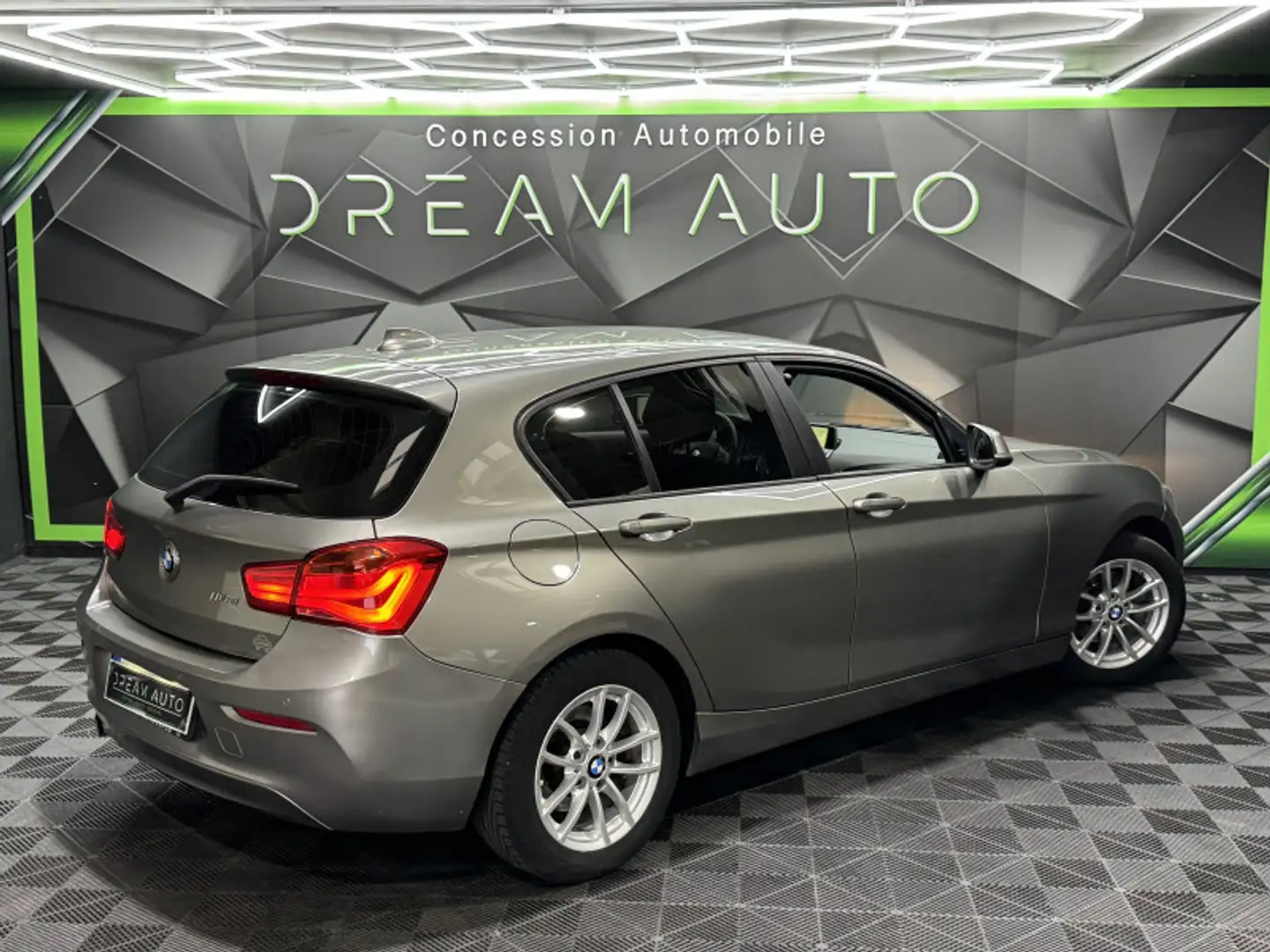 BMW 116 (F21/F20) 116D 116CH EFFICIENTDYNAMICS EDITION LOU Beige - 2