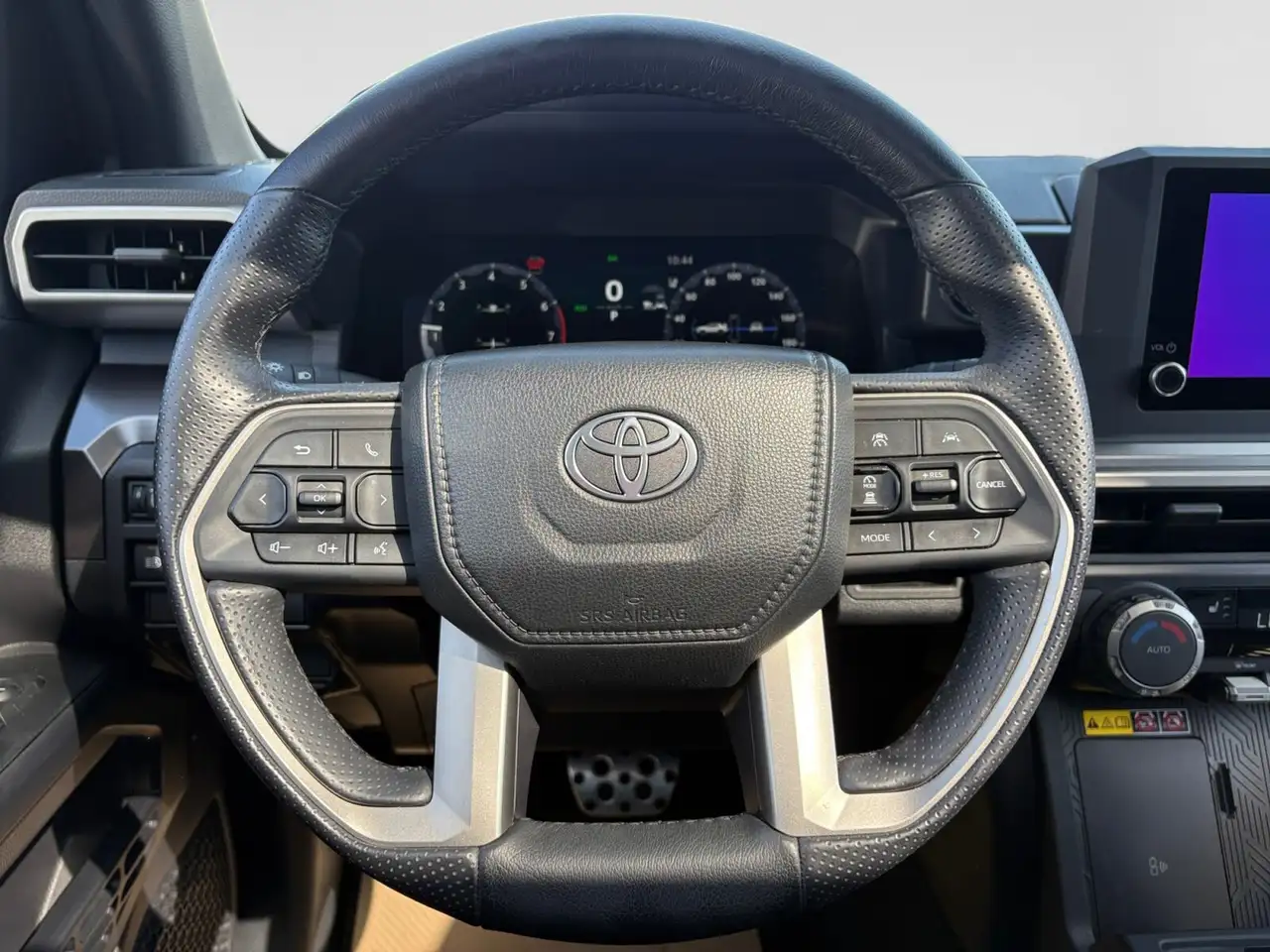 Toyota 4-Runner снимка Toyota 4-Runner