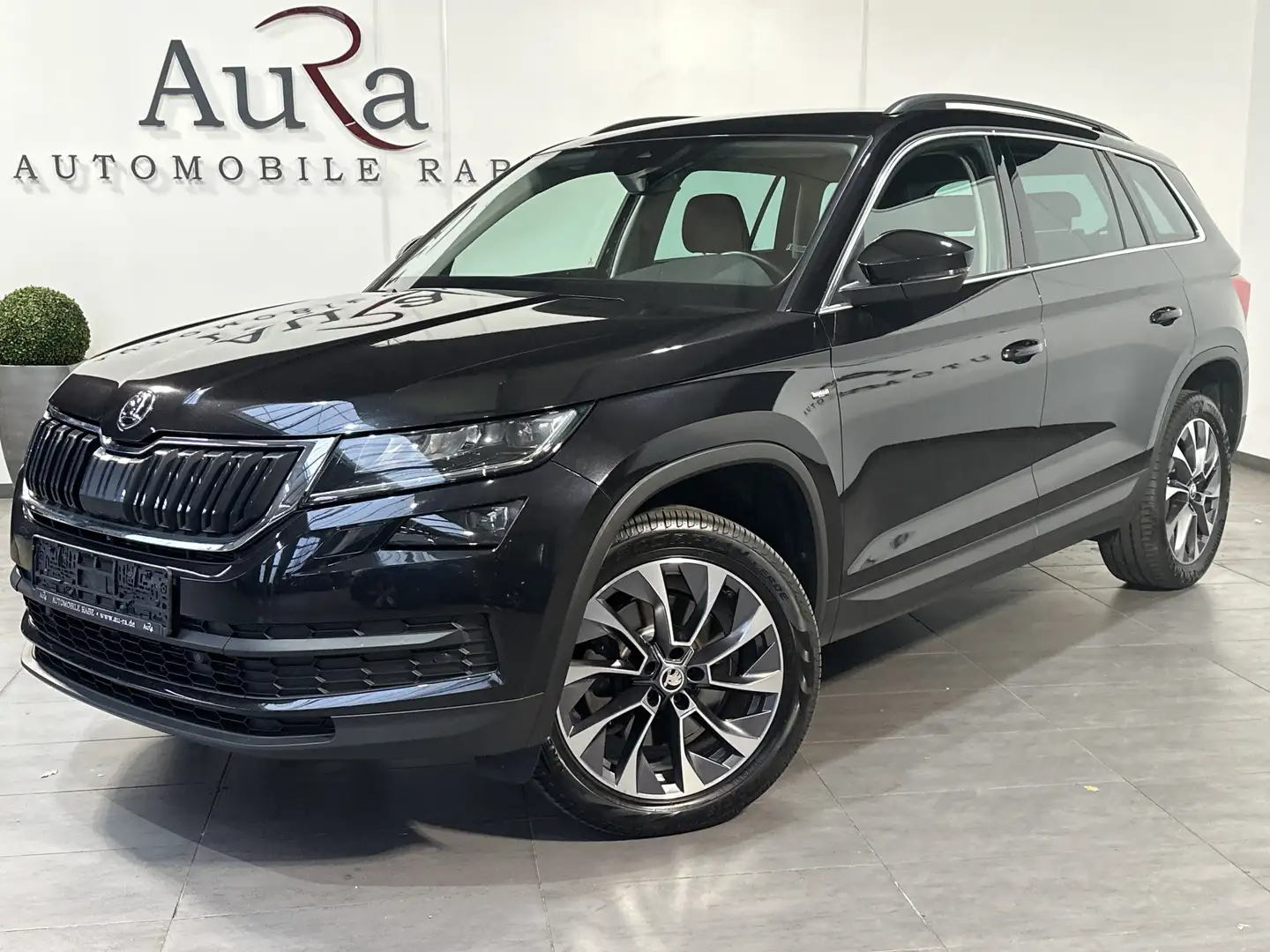 Skoda Kodiaq 2.0 TDI 4x4 DSG Drive 125 NAV+LED+AHK+KAM Schwarz - 2