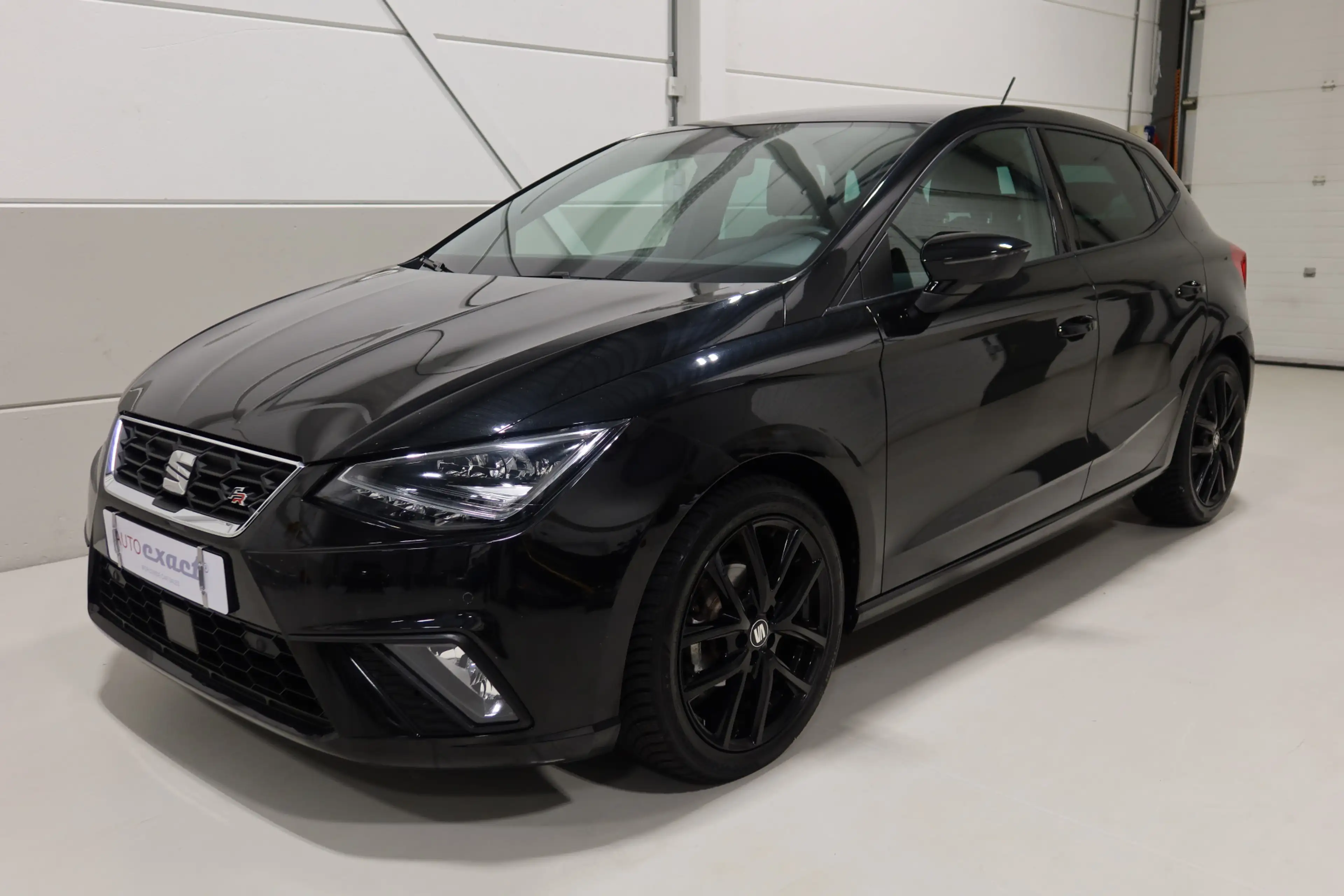 SEAT Ibiza 1.0 TSI FR Business Intense Plus — photo 3