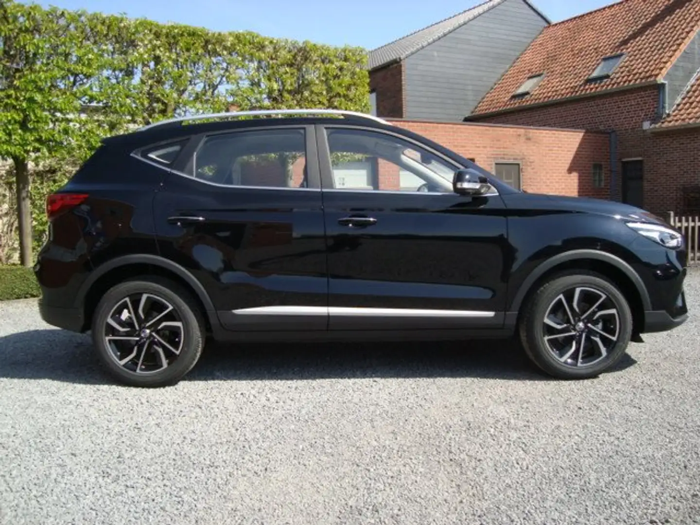 MG ZS 1.5 VTi-Tech Luxury 'VERKOCHT' Navi/ Leder .... Noir - 2