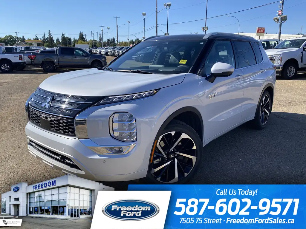 2025 Mitsubishi Outlander PHEV Phev | Heated Steering Wheel | Rear Cam | MoonRoof — photo 1