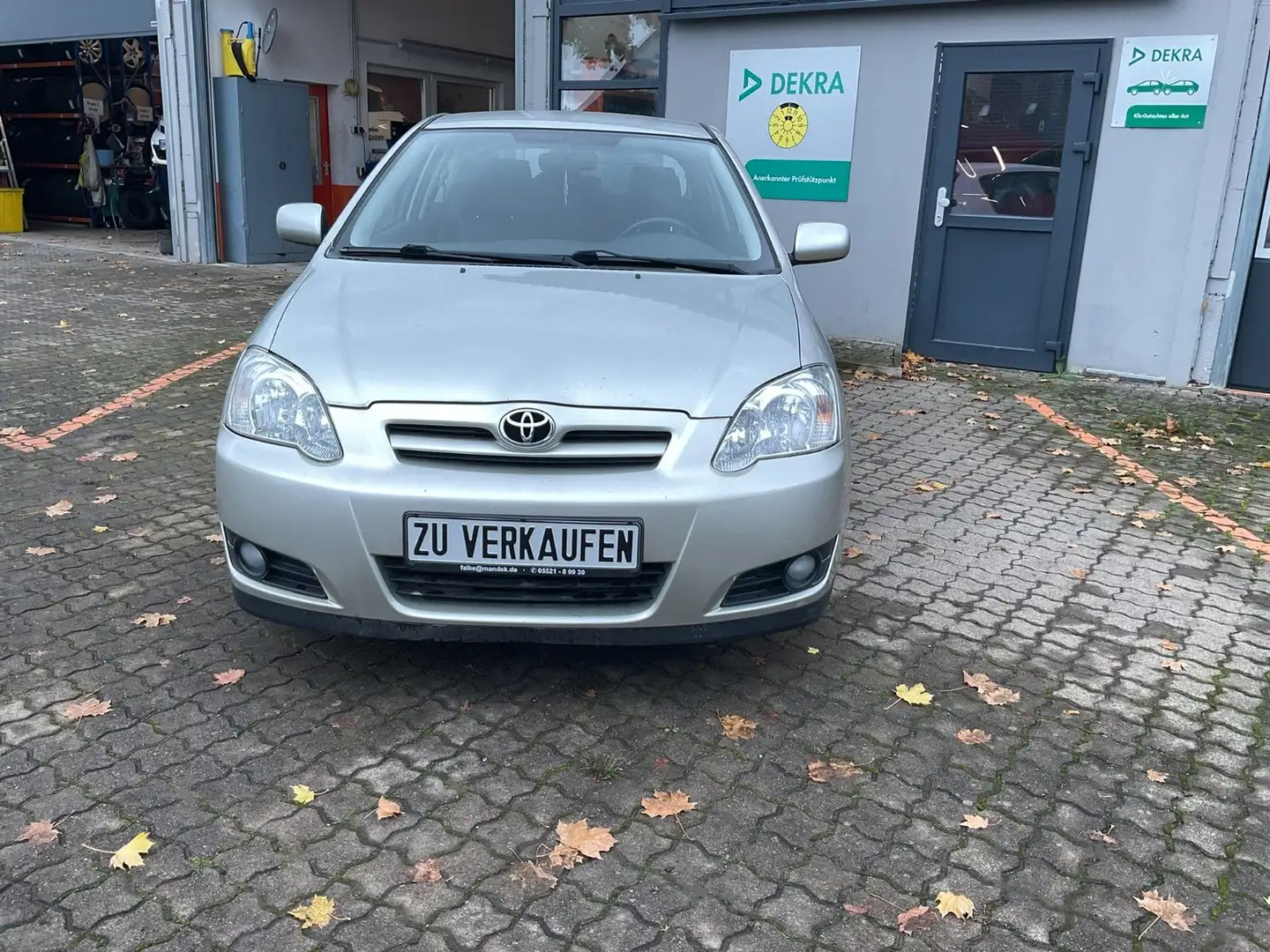Toyota Corolla 1.4 Edition / Compact Silber - 2