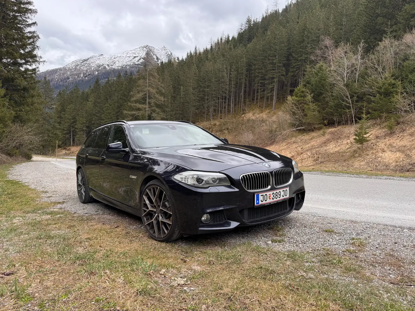 BMW 520 520d Österreich-Paket Touring Aut. Schwarz - 2