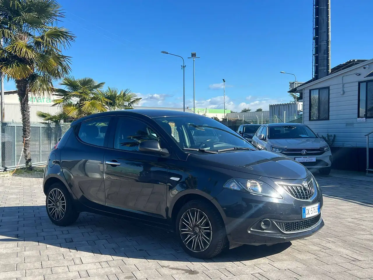 Lancia Ypsilon 2022 — фото 8
