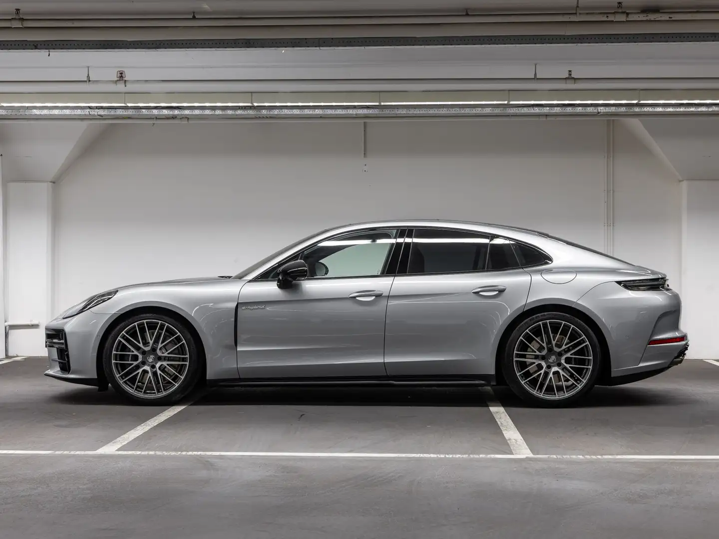 Porsche Panamera 4 E-Hybrid Argent - 2
