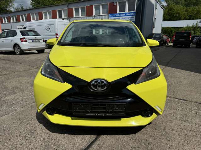Toyota Aygo 1.0L x-play TÜV NEU 1Hand