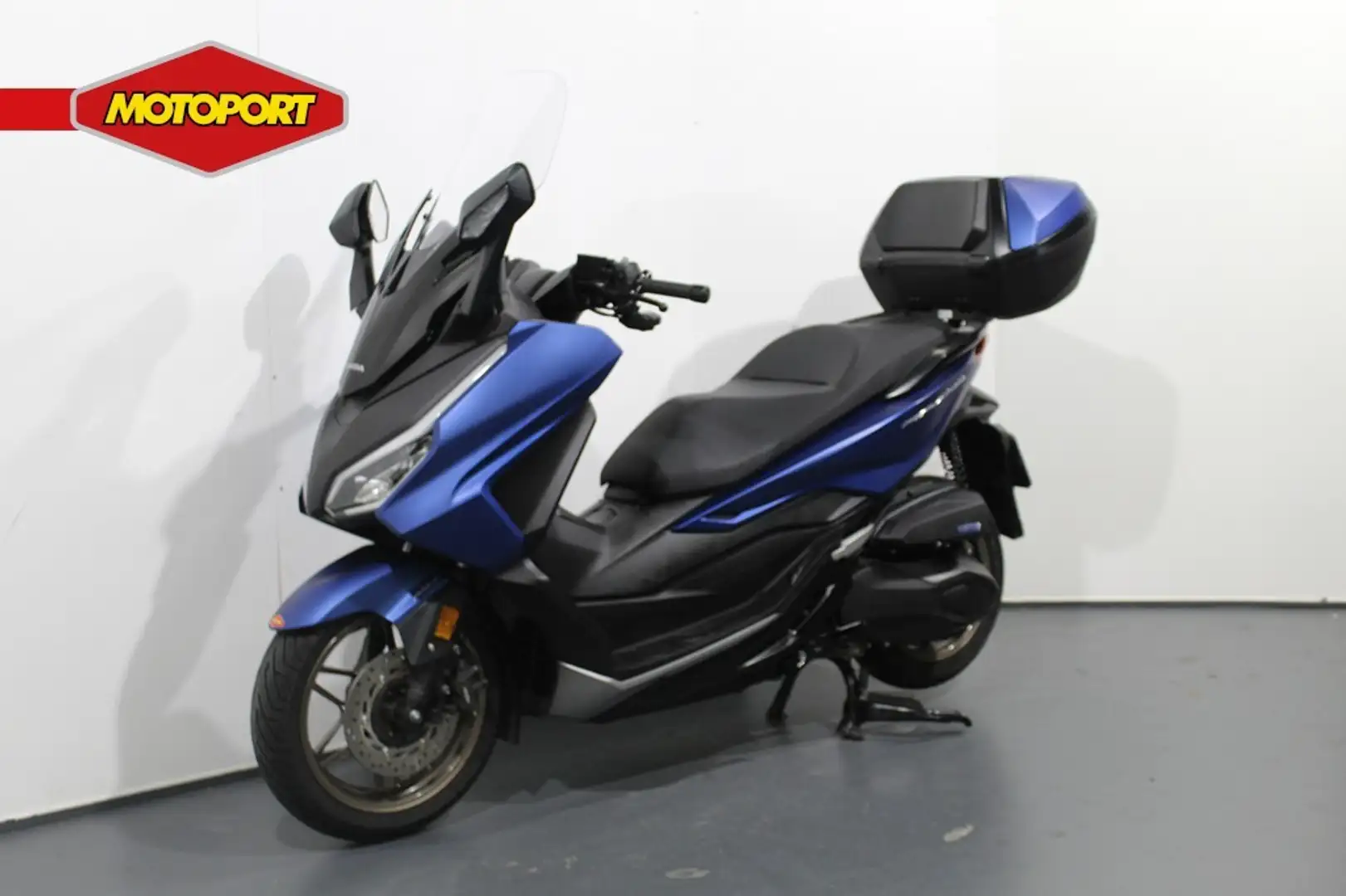 Honda Forza 350 NSS Zwart - 2