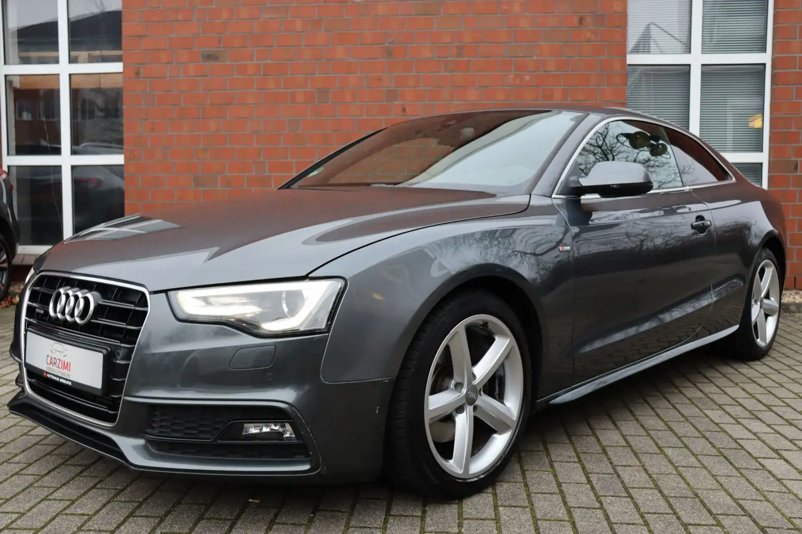 Audi A5 Coupe 2.0 TFSI quattro S-Line Plus Bi-Xenon Grau - 2