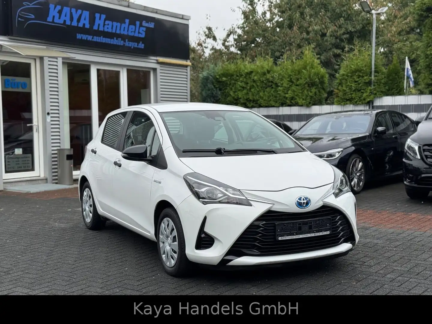Toyota Yaris Hybrid Klimaautom/Automatik/1.Hand Blanc - 1