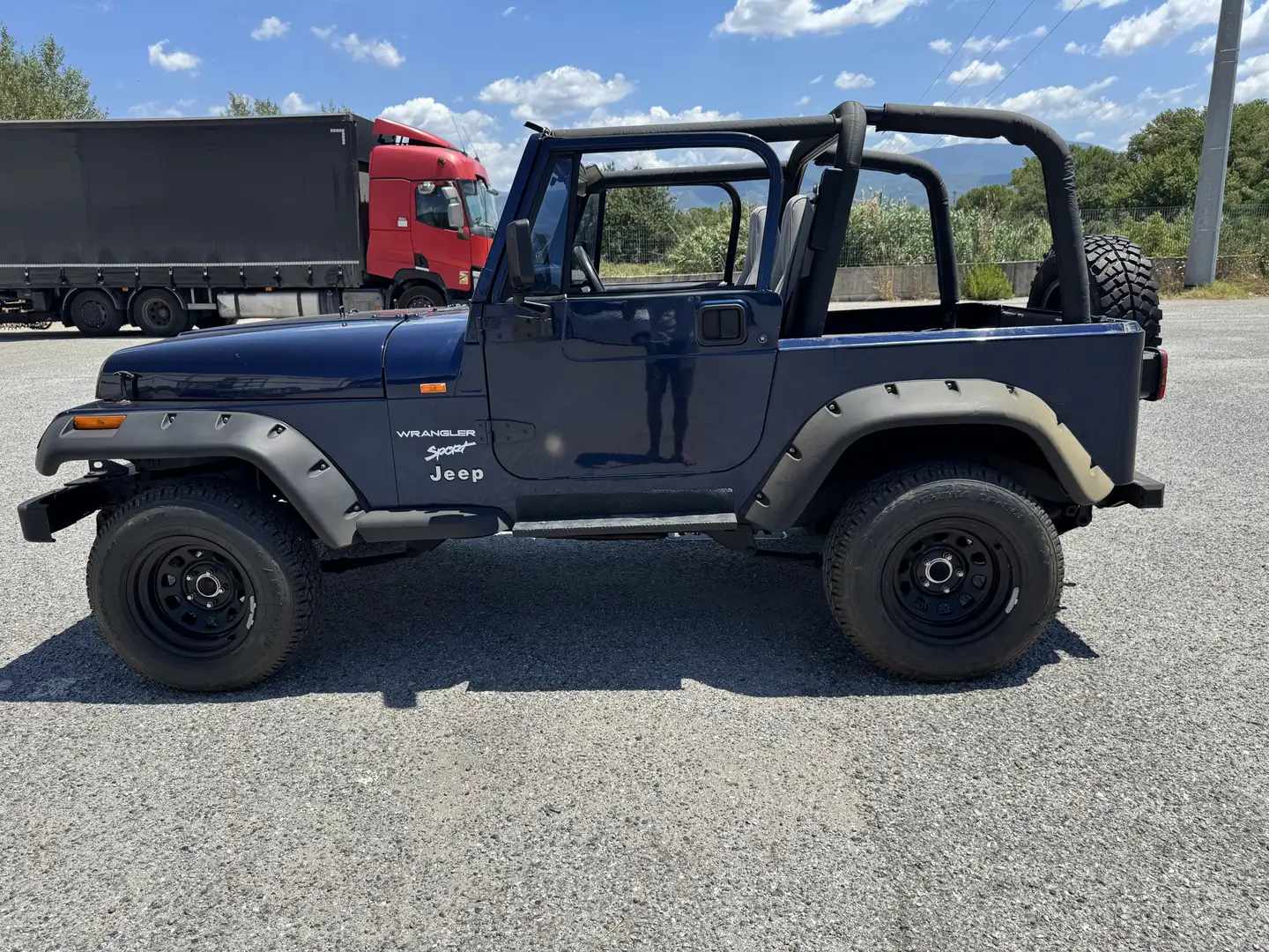 Jeep Wrangler - 2