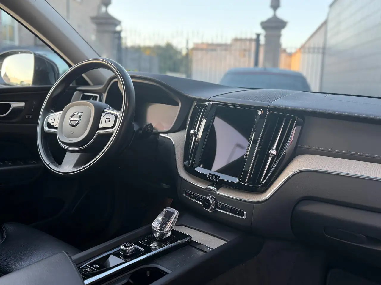 Volvo XC60 2.0 T6 AWD PHEV Inscription Geartronic, миниатюра 5