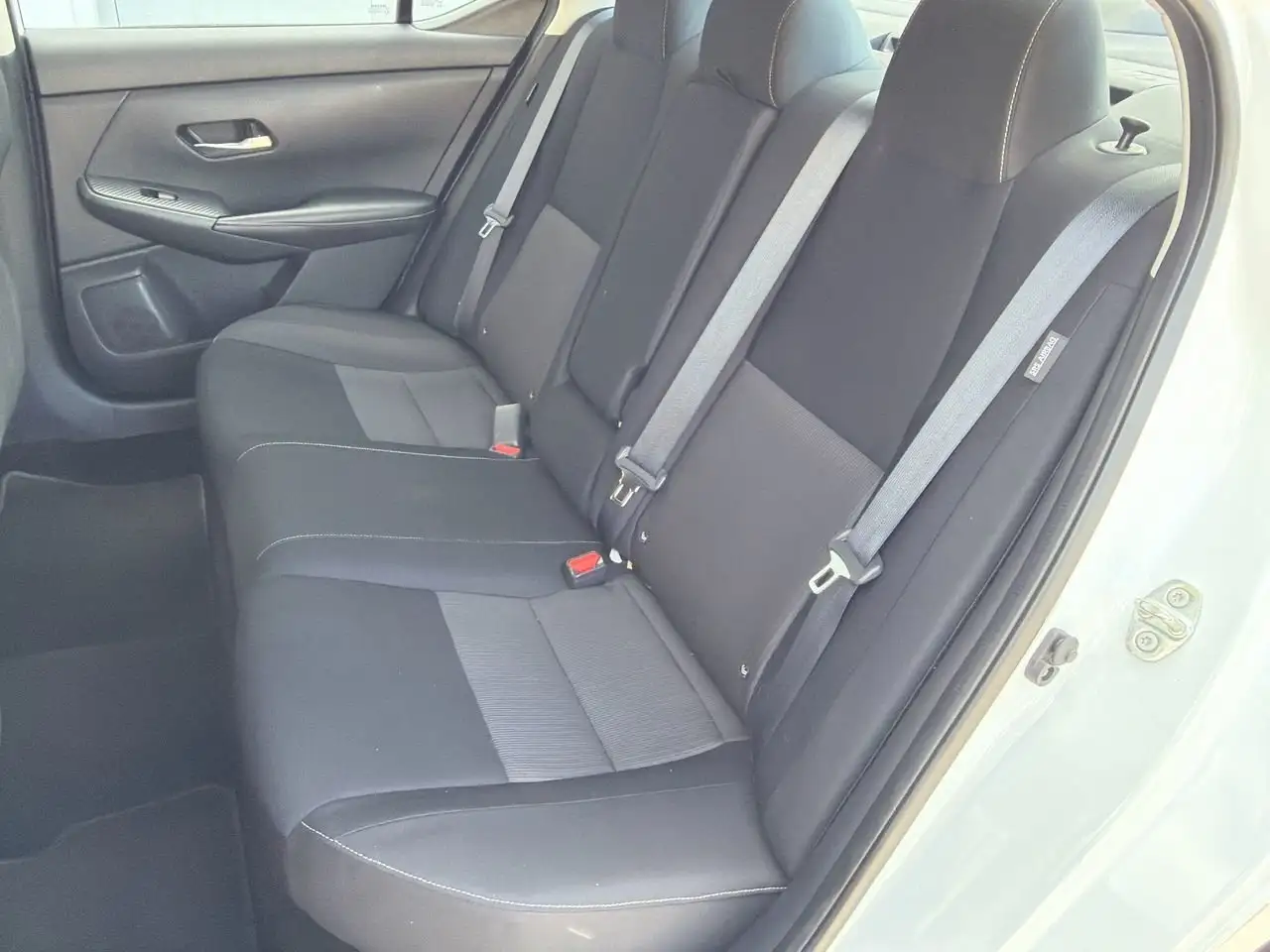 Nissan Sentra снимка Nissan Sentra