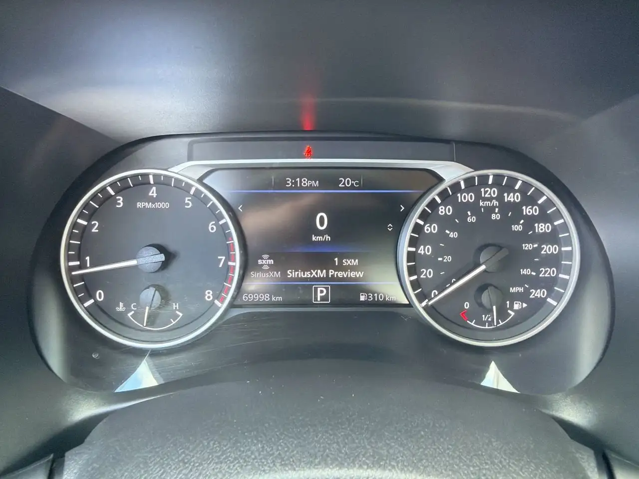 Nissan Sentra снимка Nissan Sentra