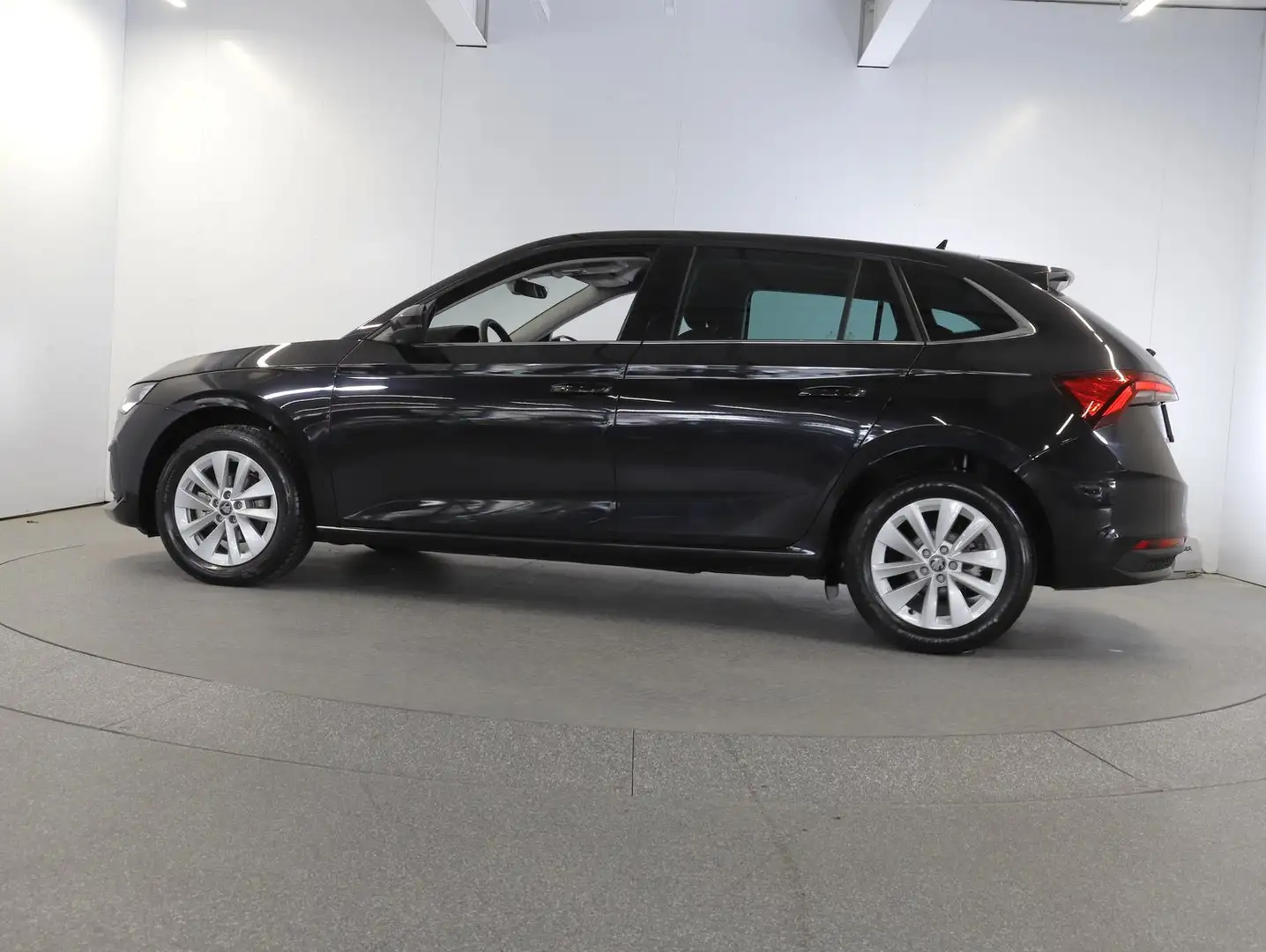 Skoda Scala Selection TSI DSG Schwarz - 2