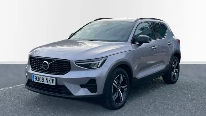 Volvo XC40 2026