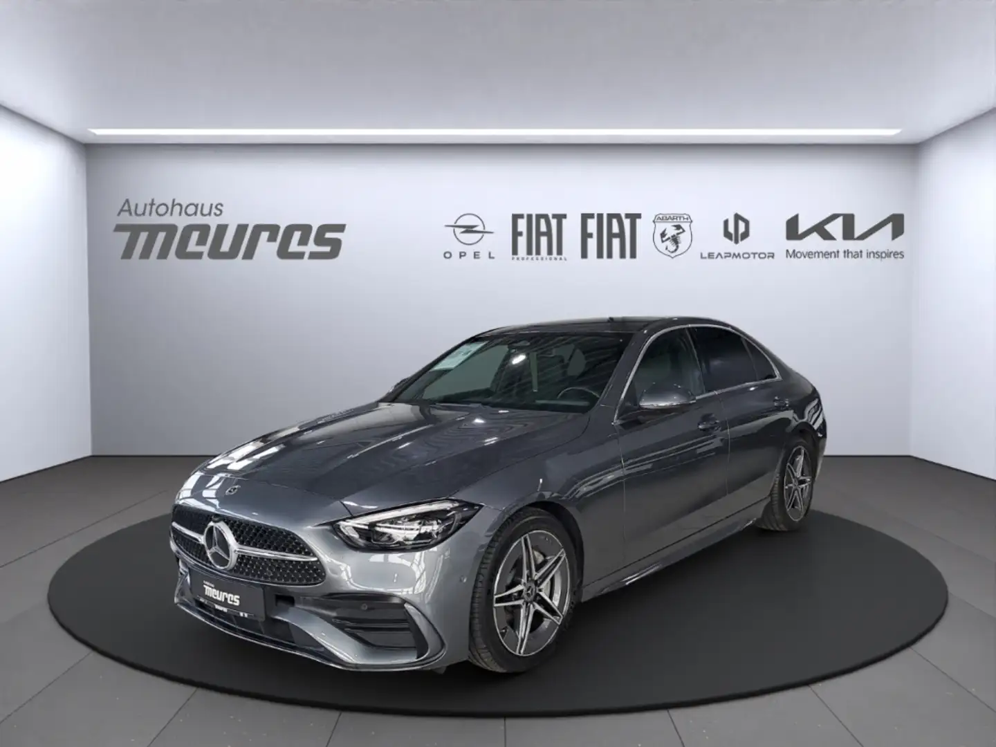 Mercedes-Benz C 180 AMG-Line Sportfahrwerk Navi Keyless Parklenkass. K Grau - 1