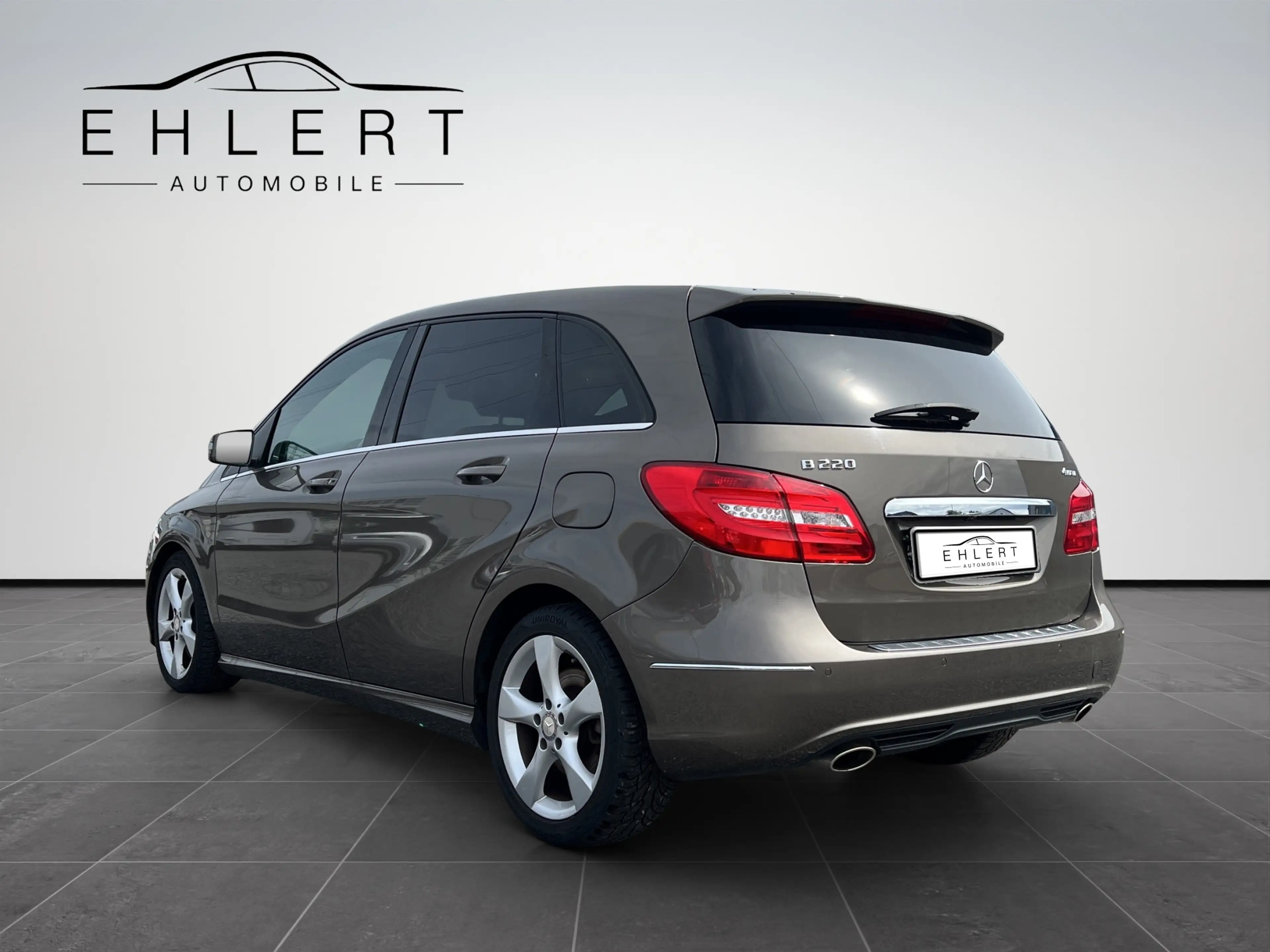 Mercedes-Benz B 220 B 220 4M BlueEfficiency Sports Tourer — photo 3