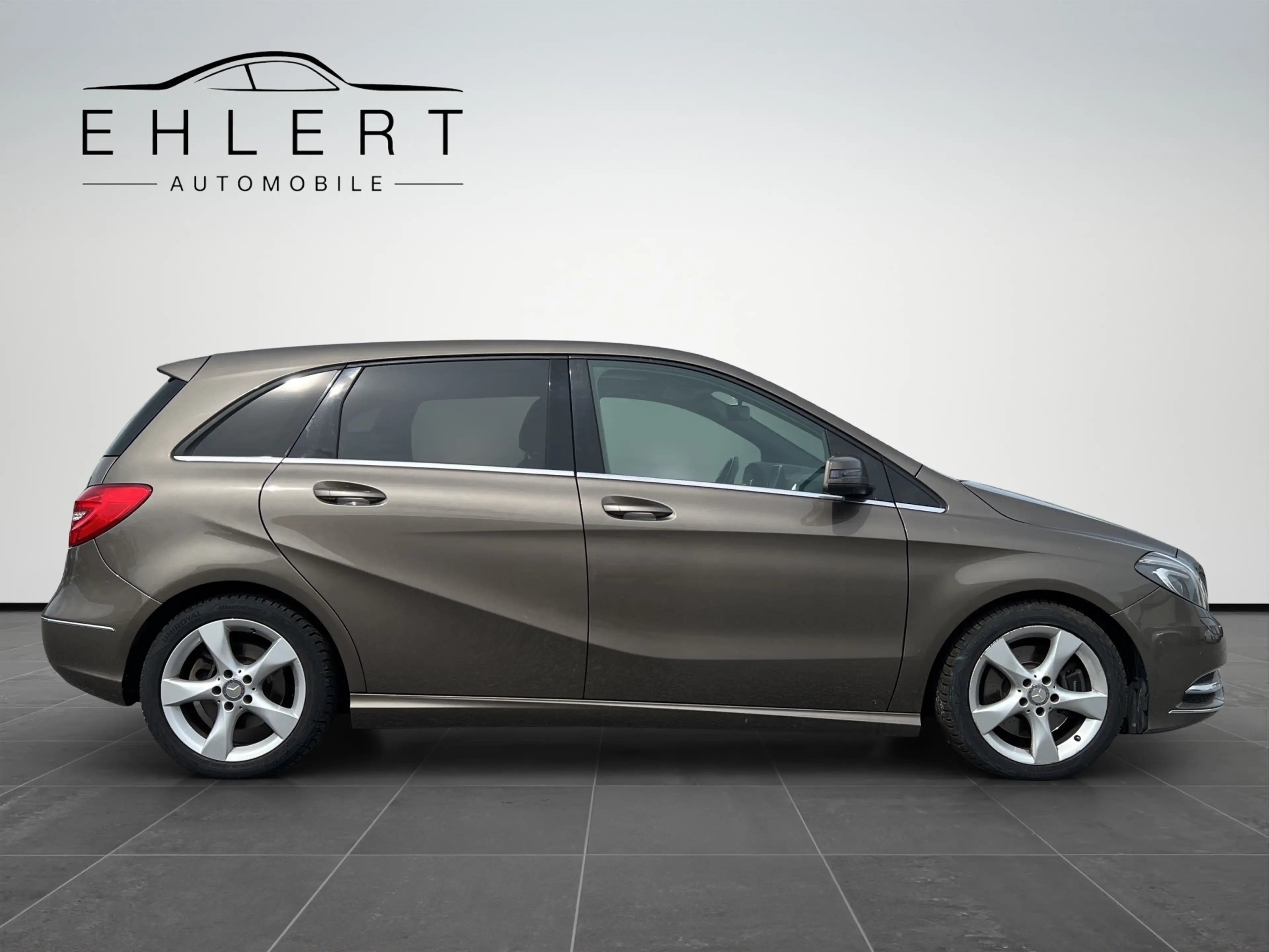 Mercedes-Benz B 220 B 220 4M BlueEfficiency Sports Tourer — photo 6