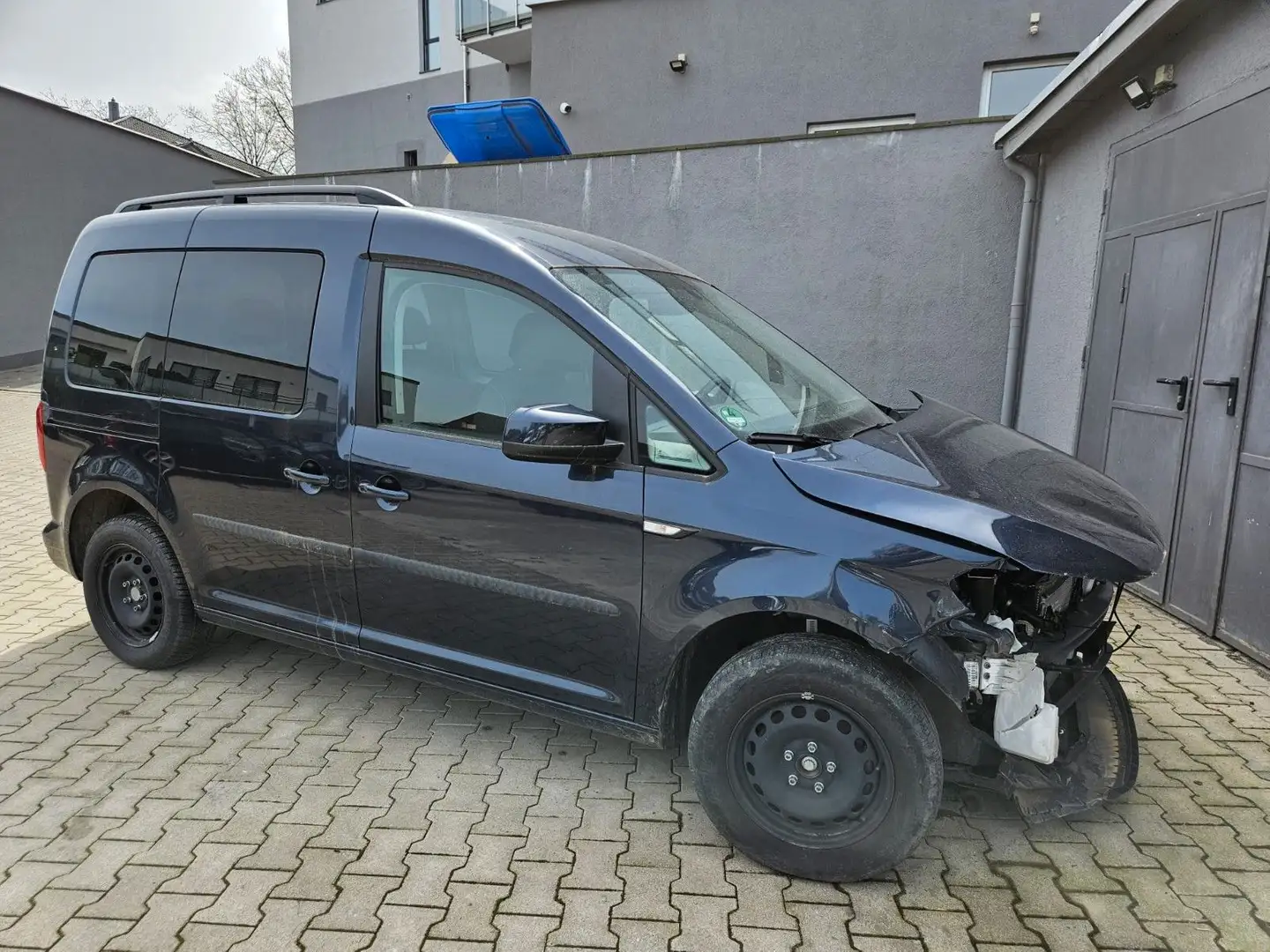 Volkswagen Caddy PKW Trendline BMT Klima 2xSchiebetüren Blauw - 2