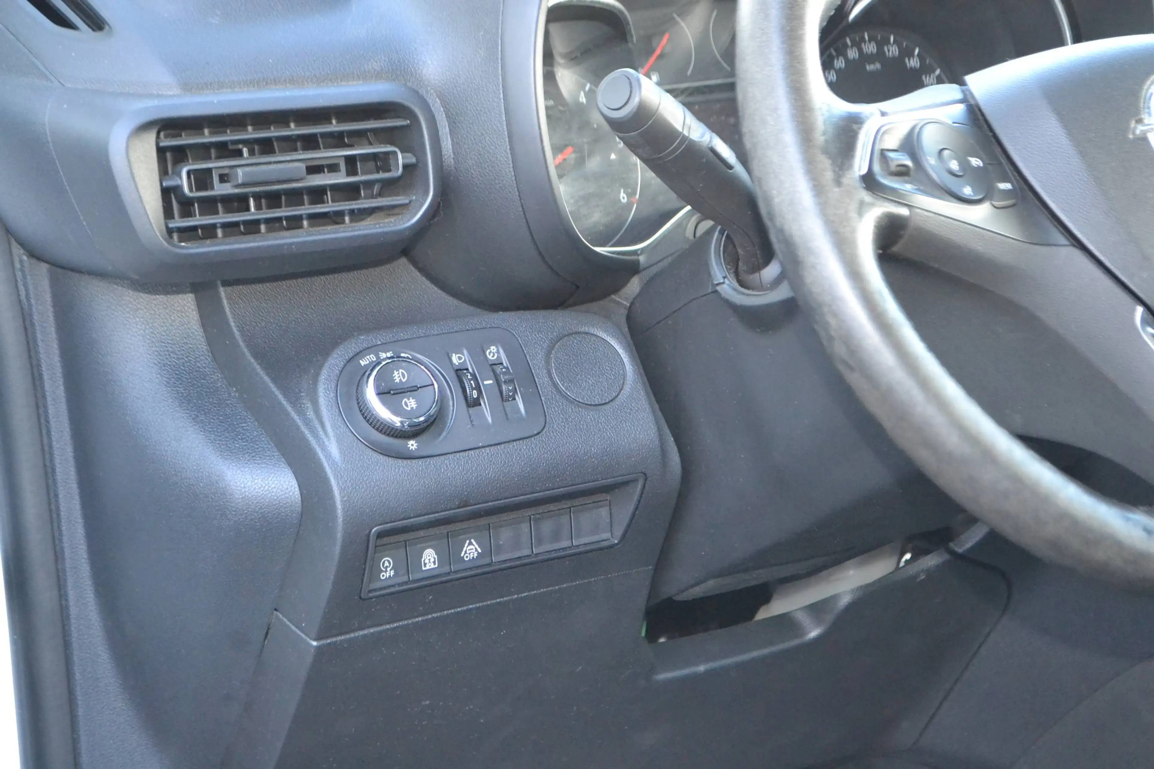 Opel Combo Life Combo Life 1.5 Diesel 75kW S/S Edition L1 — photo 10