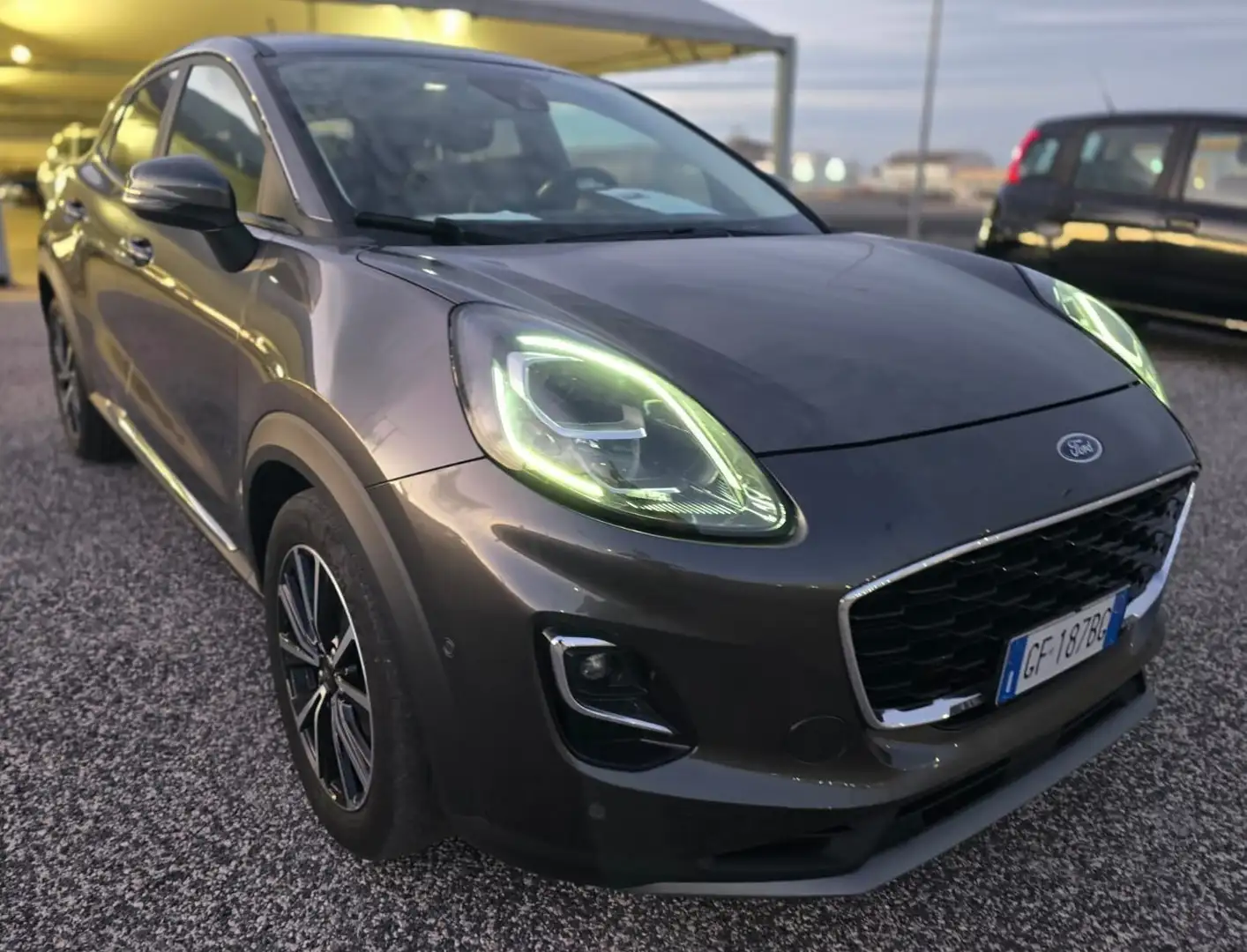 Ford Puma 1.0 EcoBoost Hybrid 125 CV S&S Titanium Grigio - 2