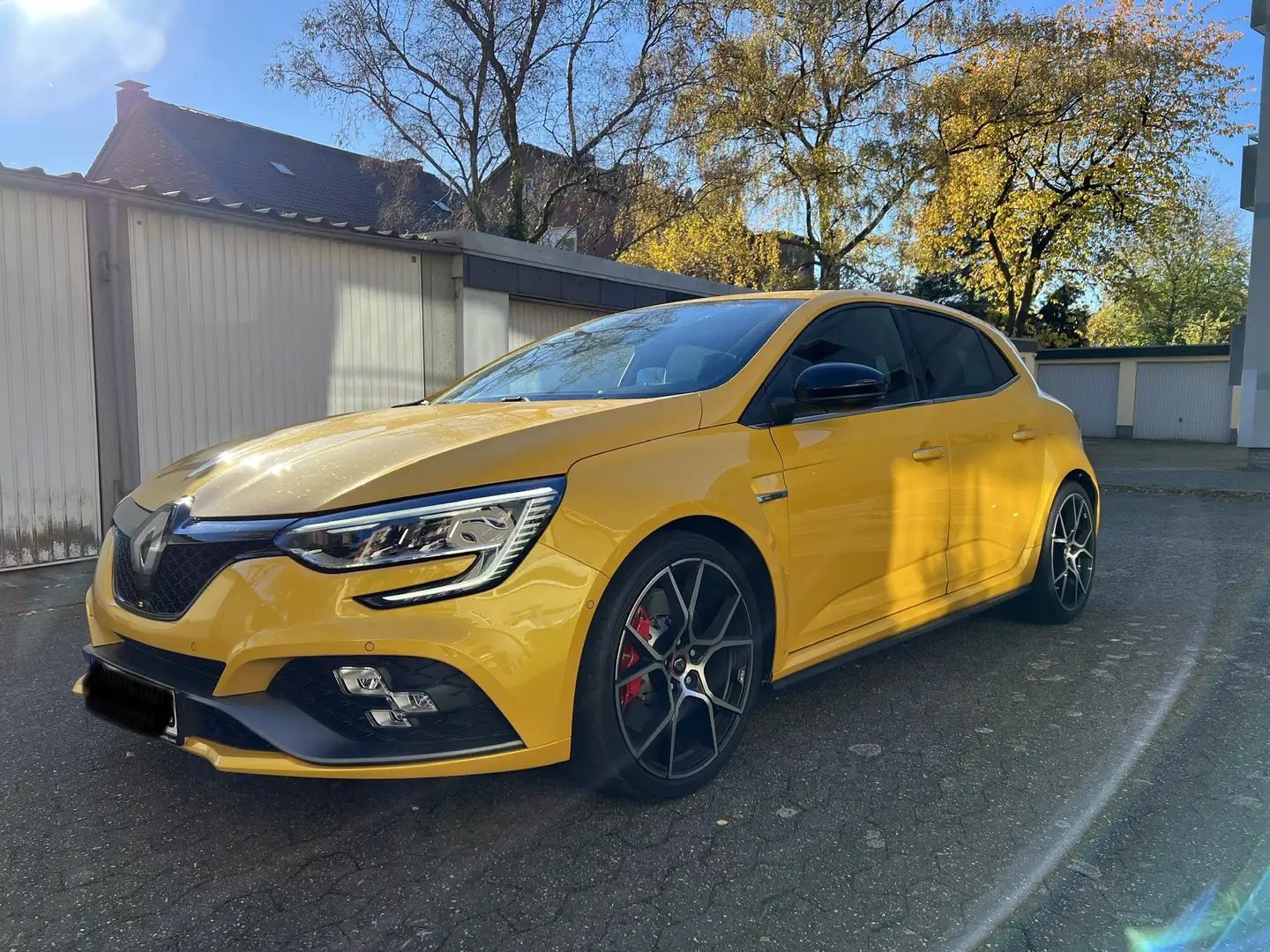 Renault Megane TCe 300 GPF EDC R.S. TROPHY Yellow - 1
